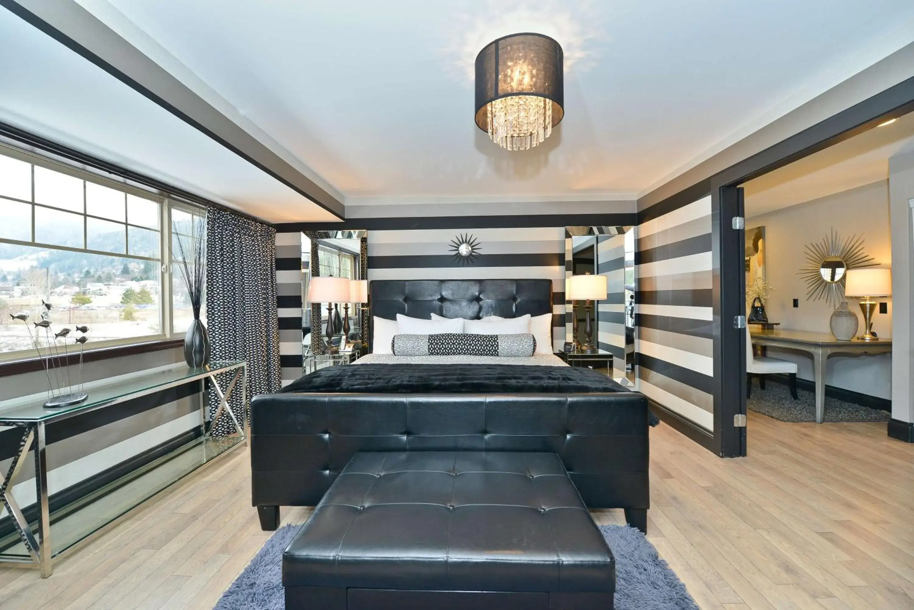 King Suite with Sofa Bed and Balcony - Non-Smoking in Prestige Lakeside Resort, WorldHotels Elite King Suite with Sofa Bed and Balcony - Non-Smoking in Prestige Lakeside Resort, WorldHotels Elite