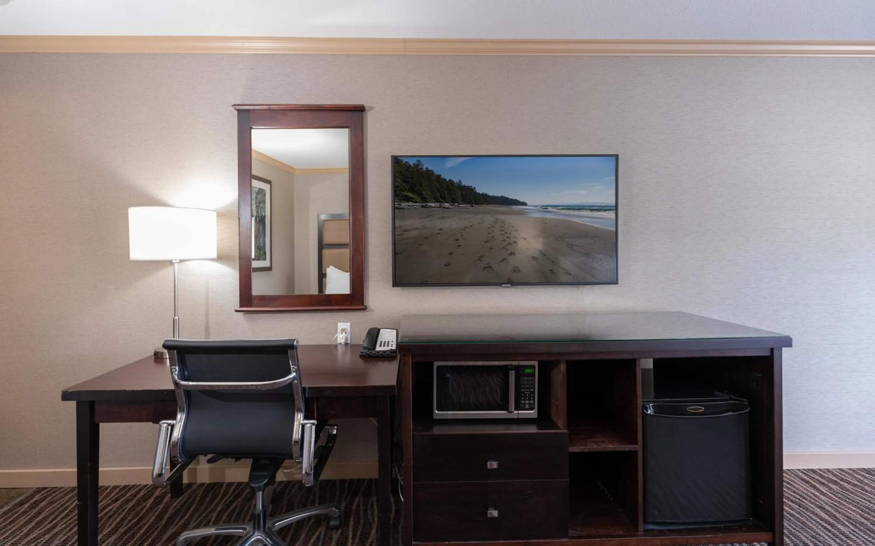 TV and multimedia in Prestige Radium Hot Springs Resort, WorldHotels Crafted