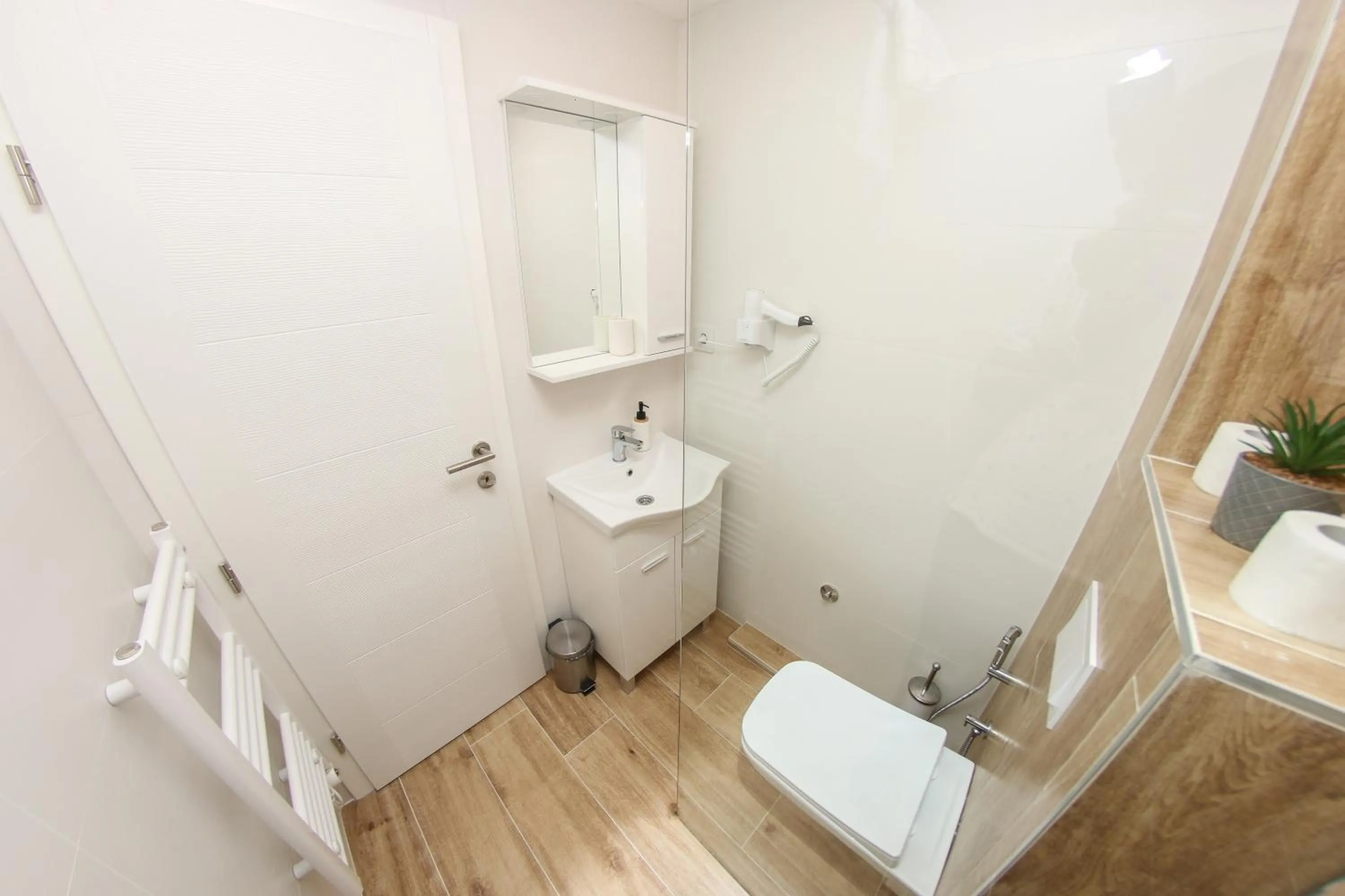 Shower in Guest House LIKE