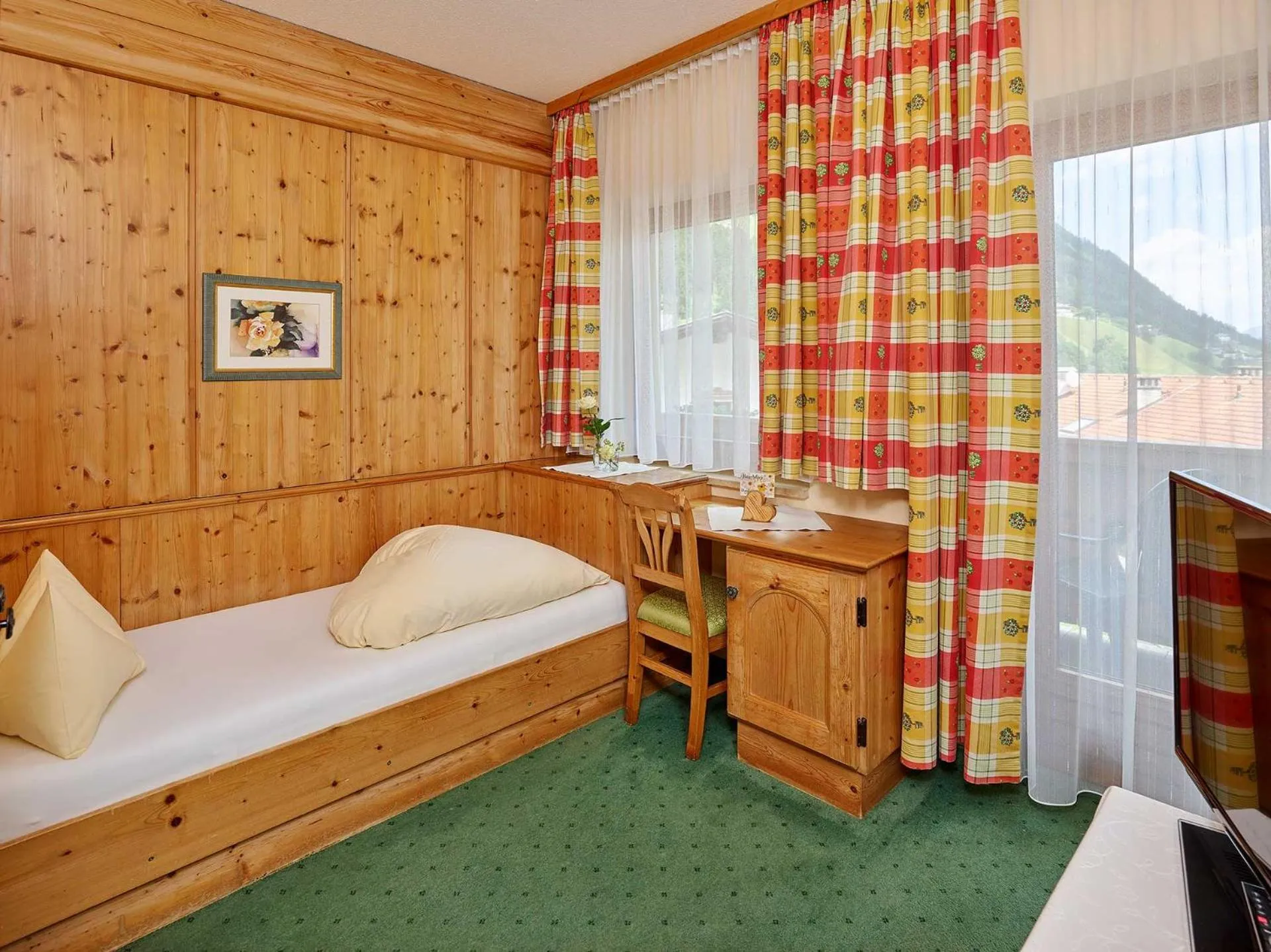 Bed in Hotel Sonnhof