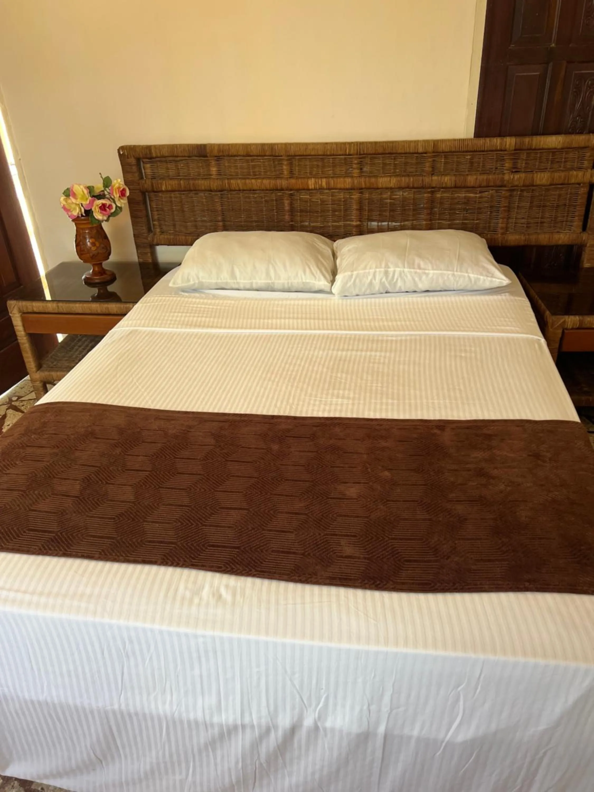 Bed in Cozy Family Inn