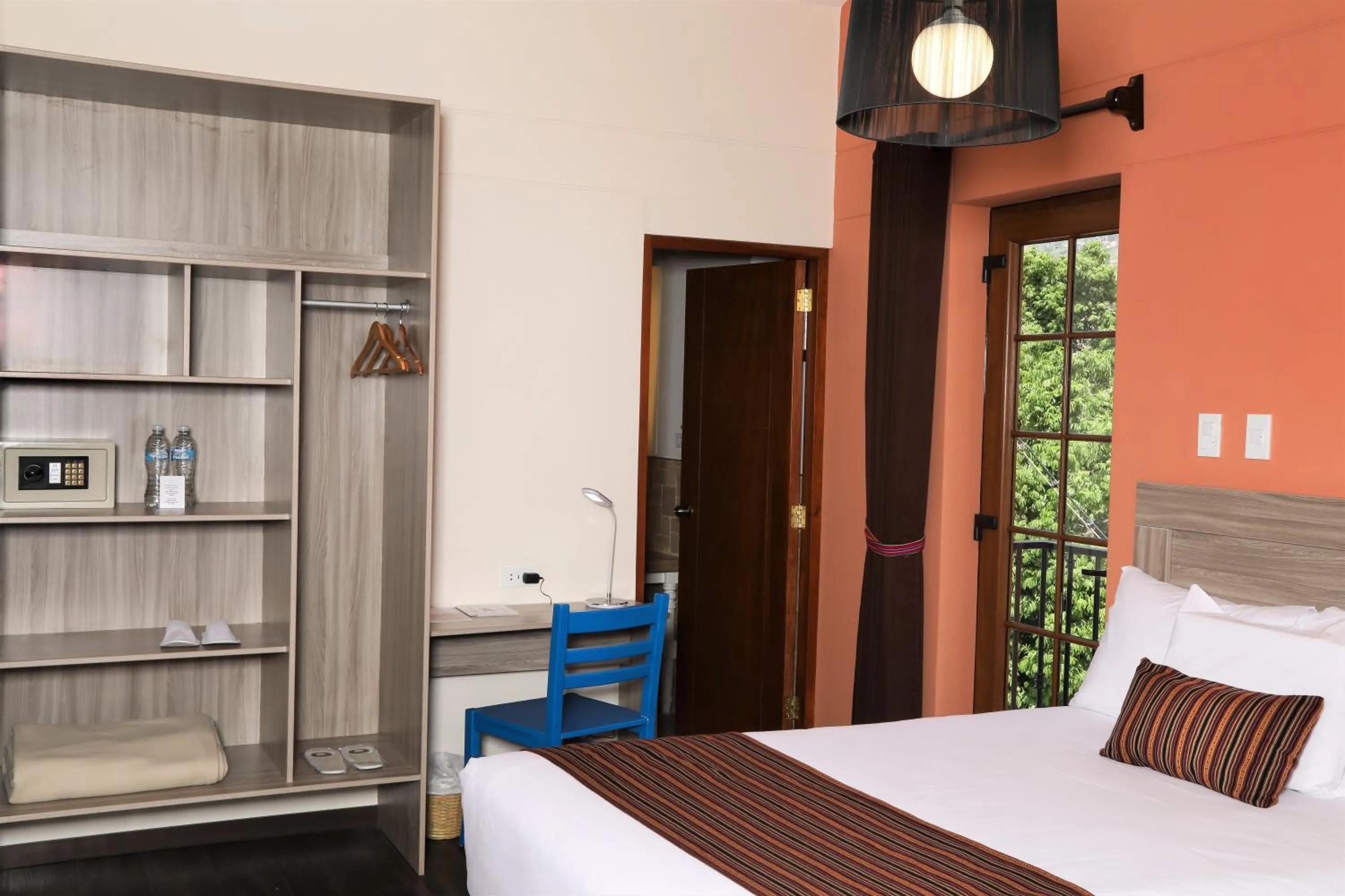 Bedroom, Bed in Atoq San Blas Hotel