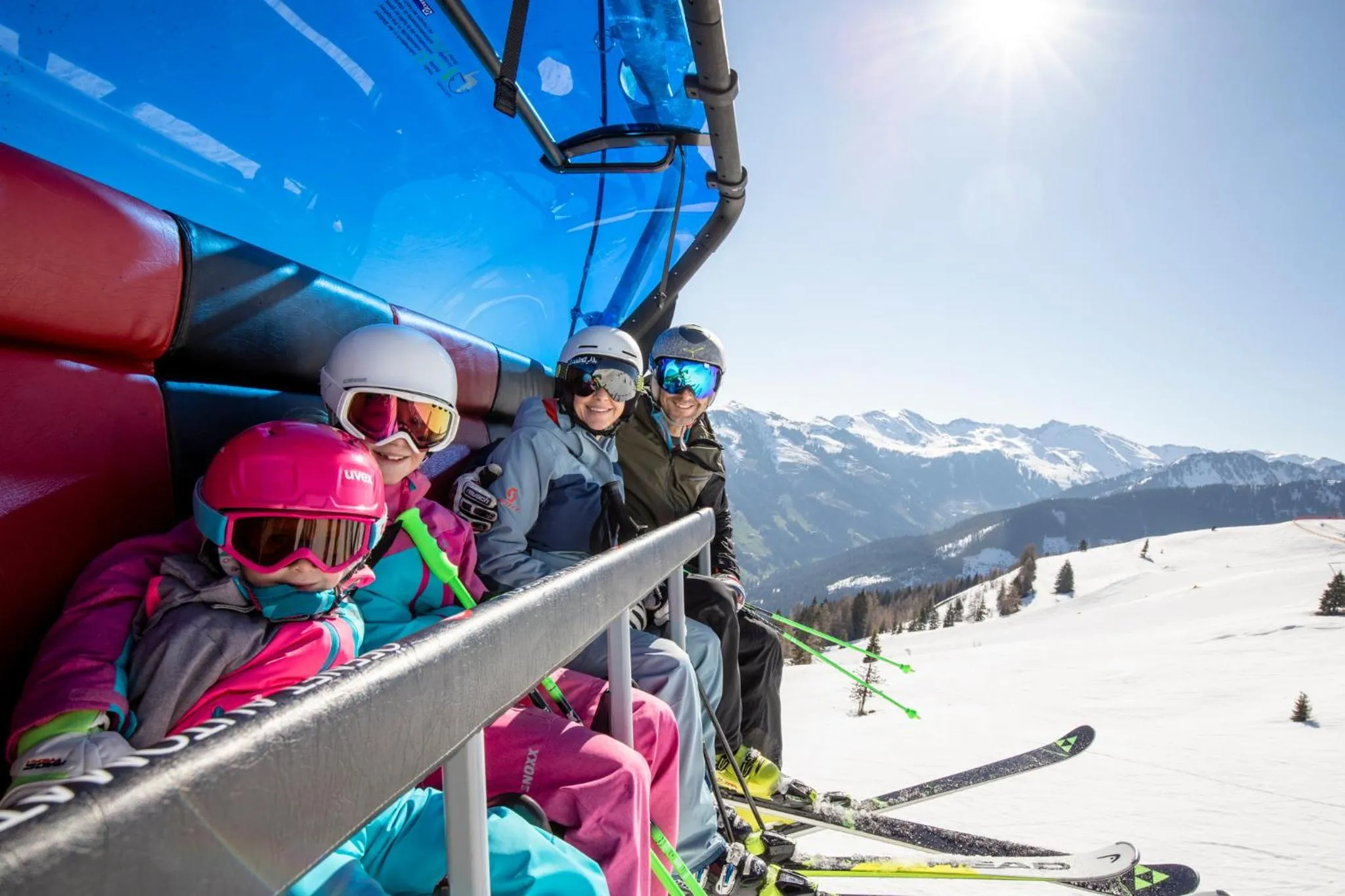 Skiing in Hotel Der Wastlhof - direkt an der Skipiste Wellness & Spa