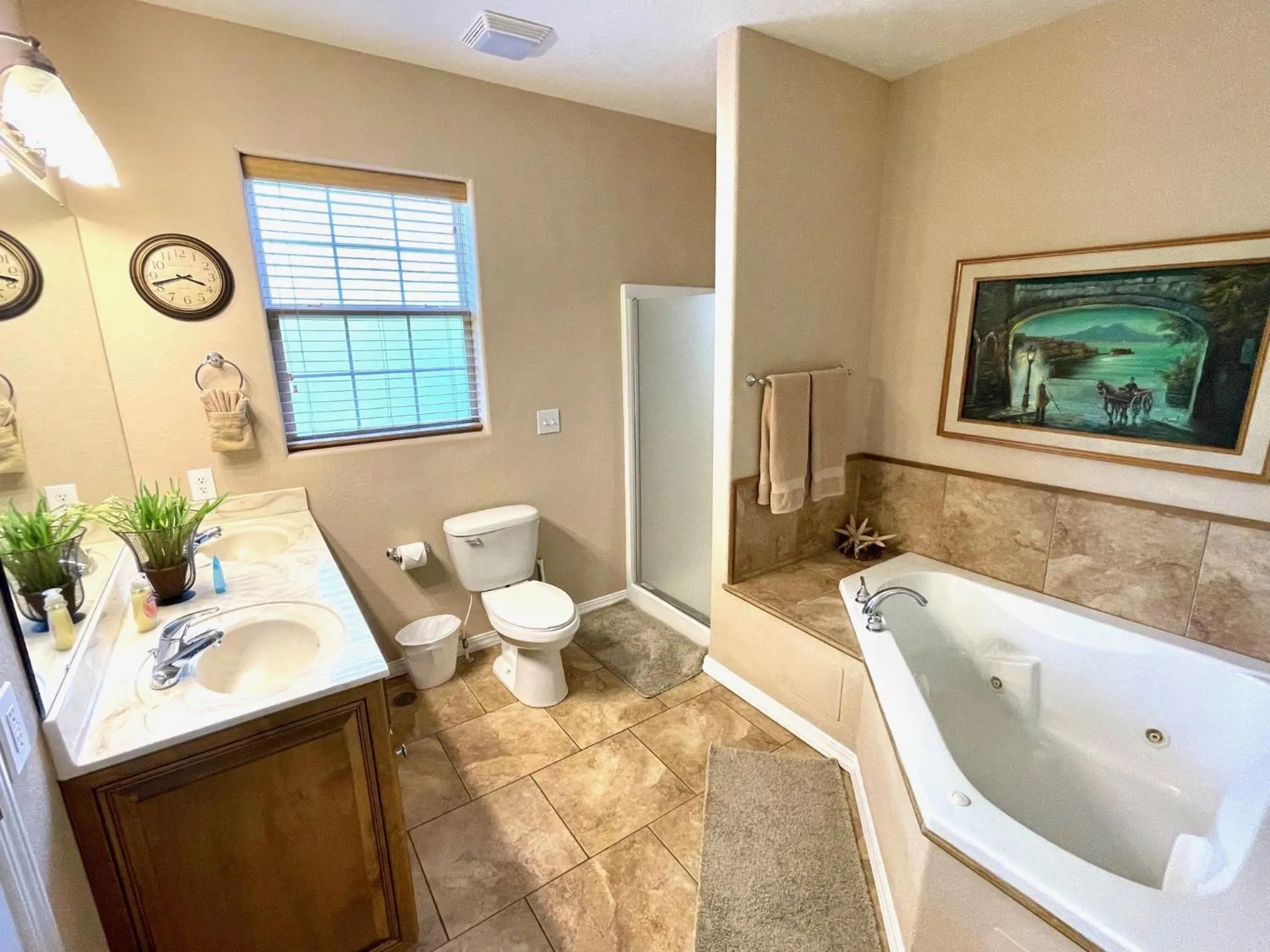 Bathroom in Rockwood Condos on Table Rock Lake With Boat Slips