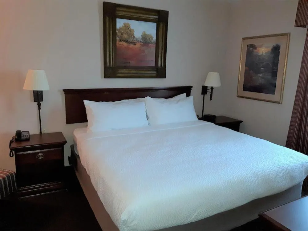 Bedroom, Bed in Quality Inn West Lafayette - University Area