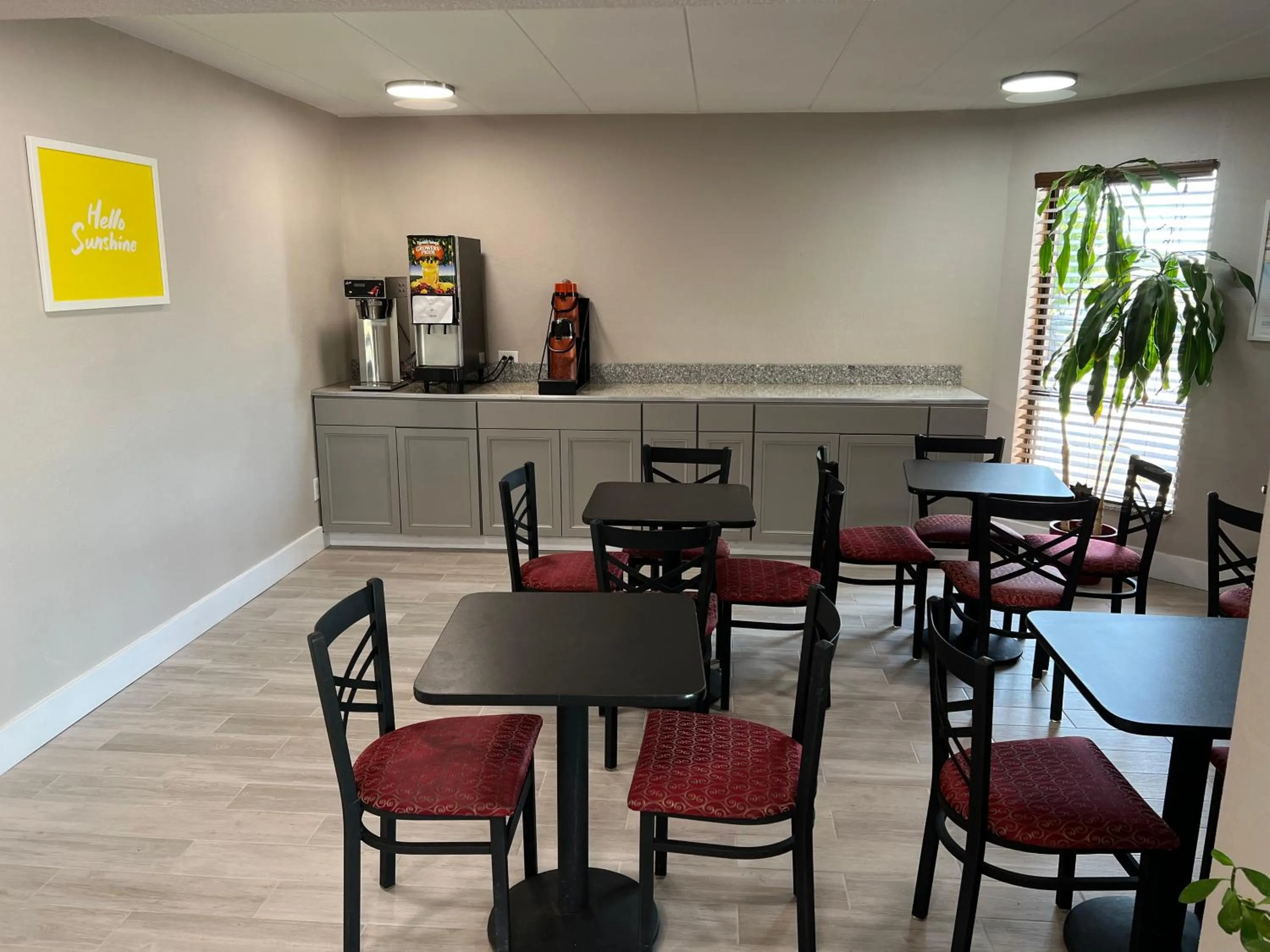 Breakfast in Days Inn by Wyndham Cincinnati East