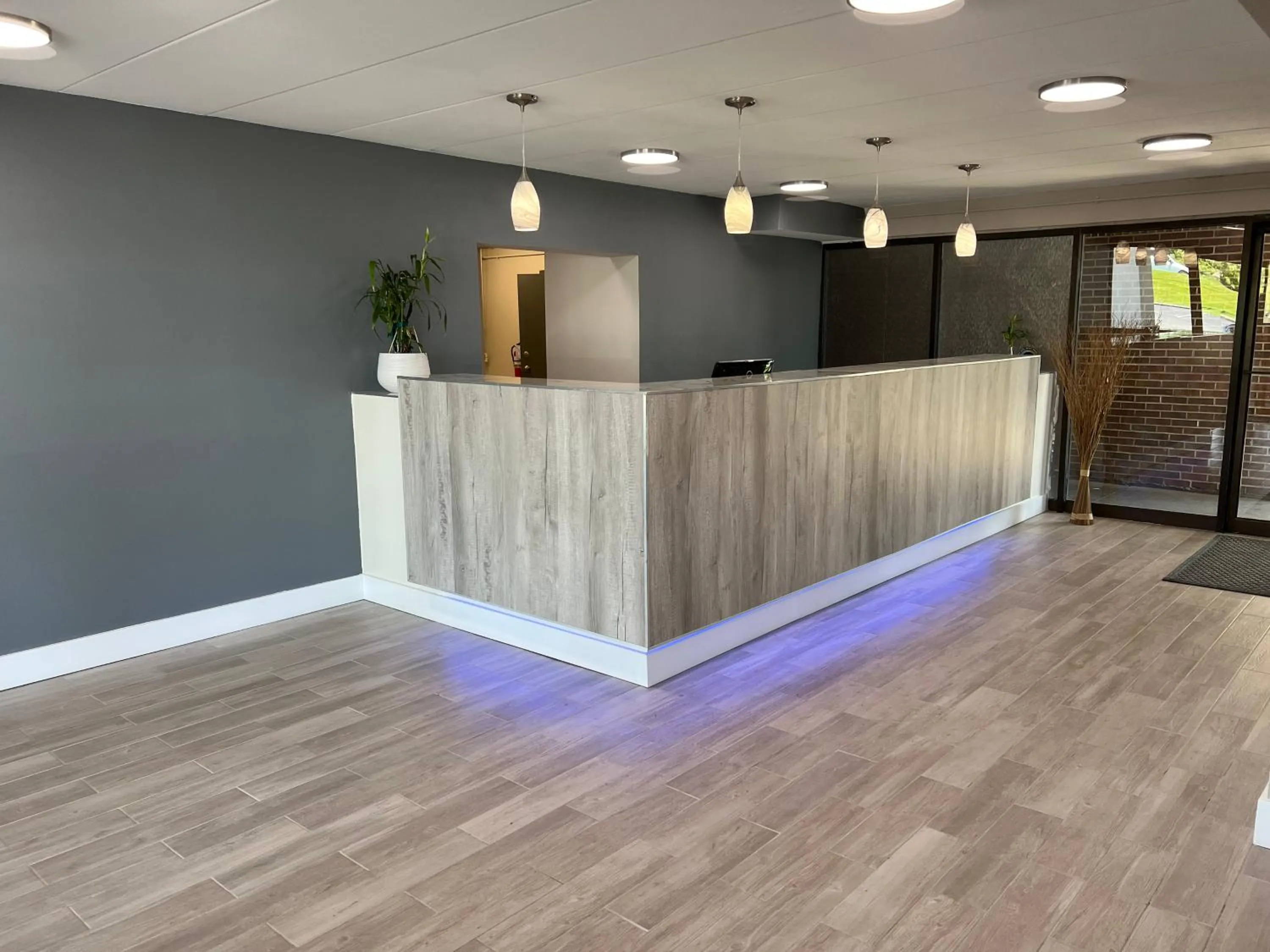 Lobby or reception in Days Inn by Wyndham Cincinnati East