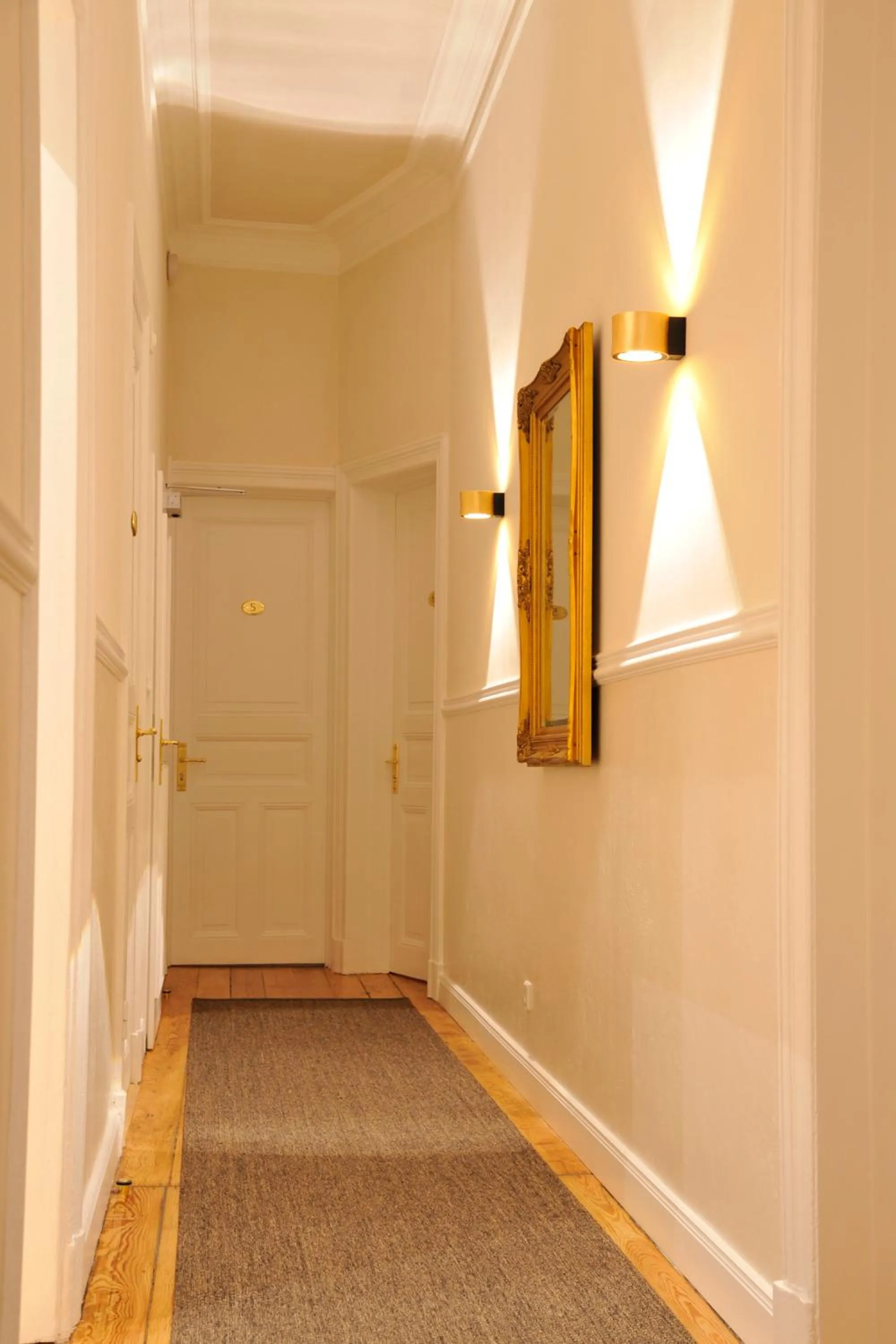 Property building in Hotel Miramar