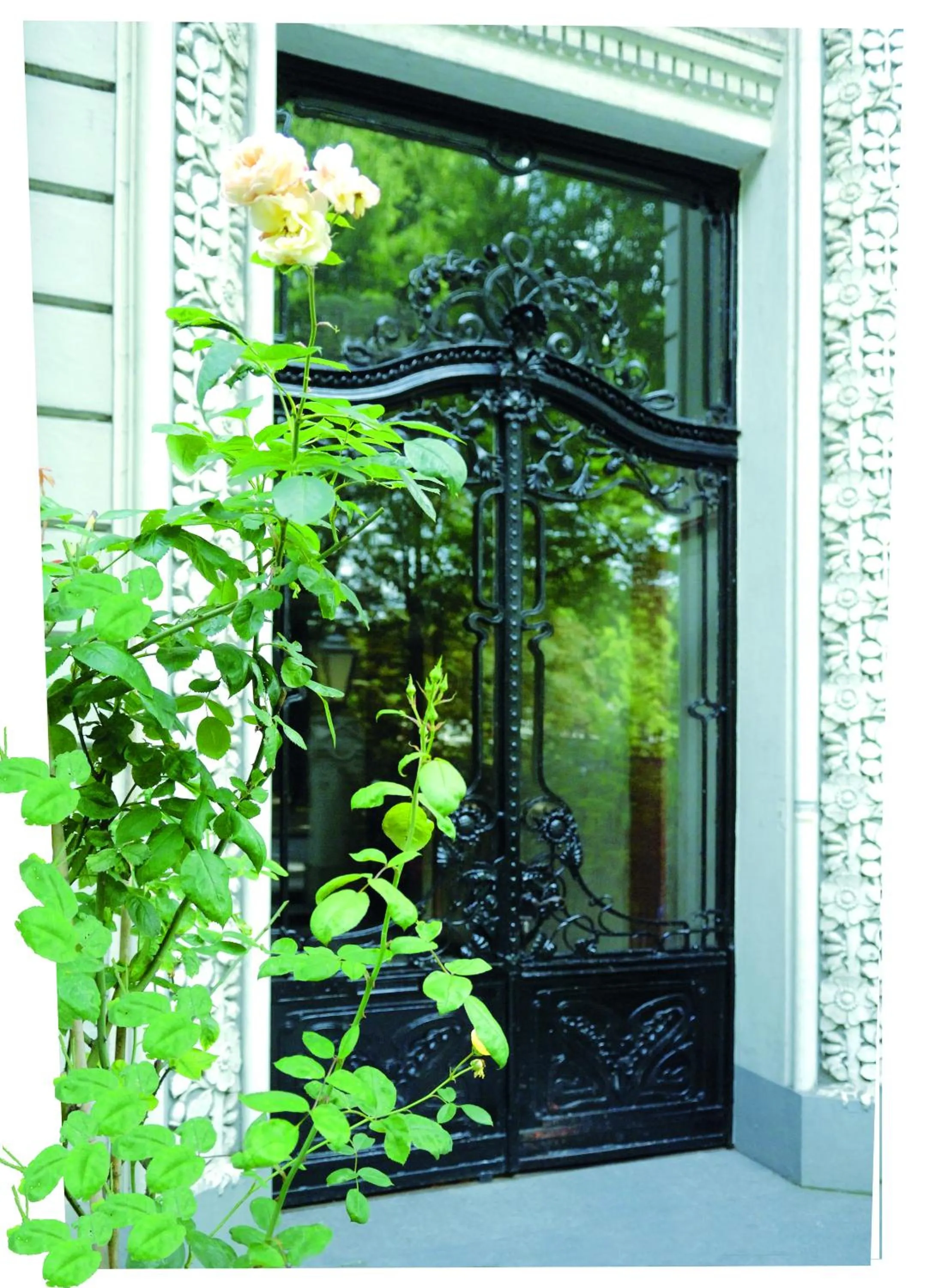 Facade/entrance in Hotel Miramar