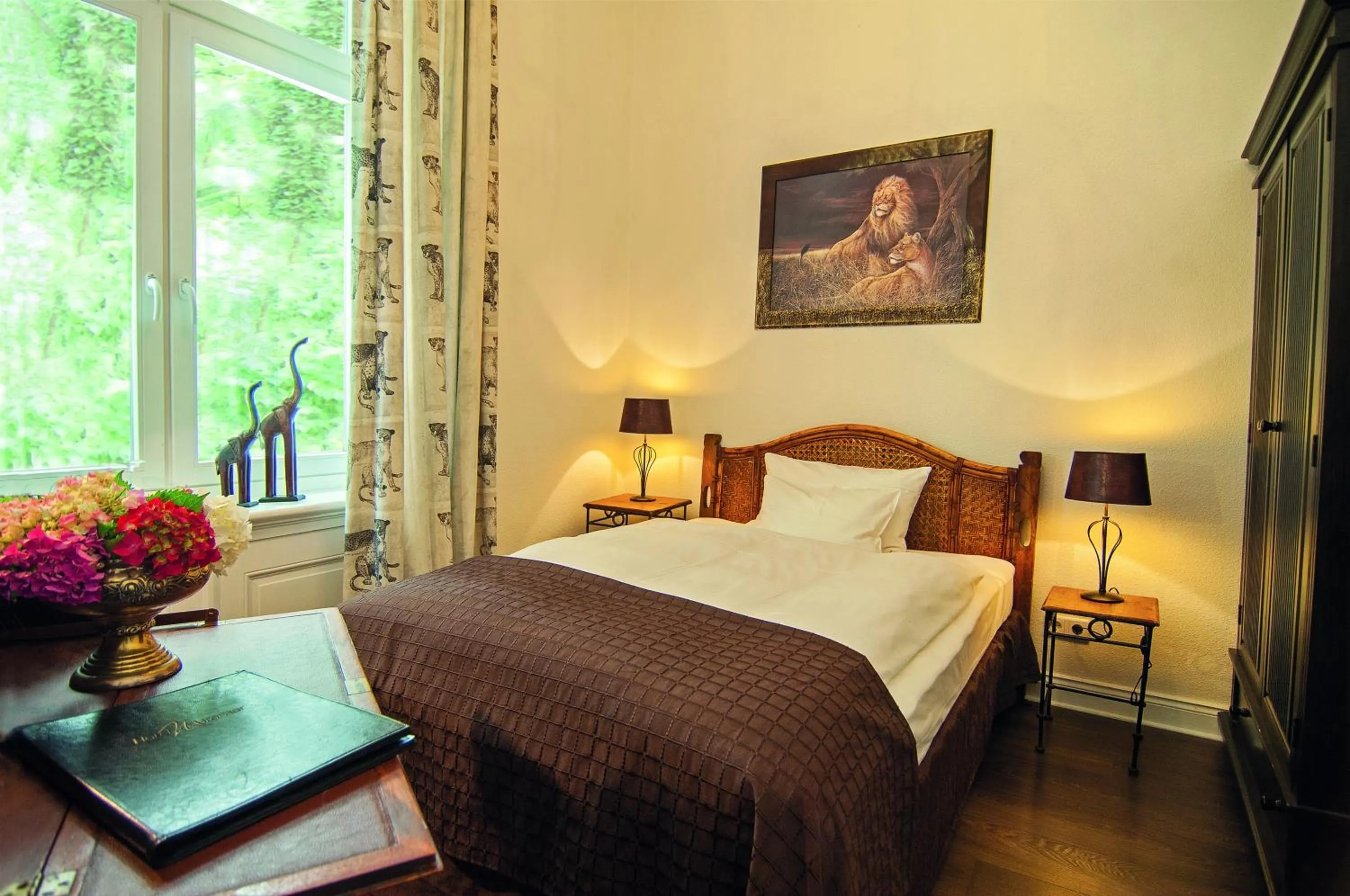 Photo of the whole room, Bed in Hotel Miramar