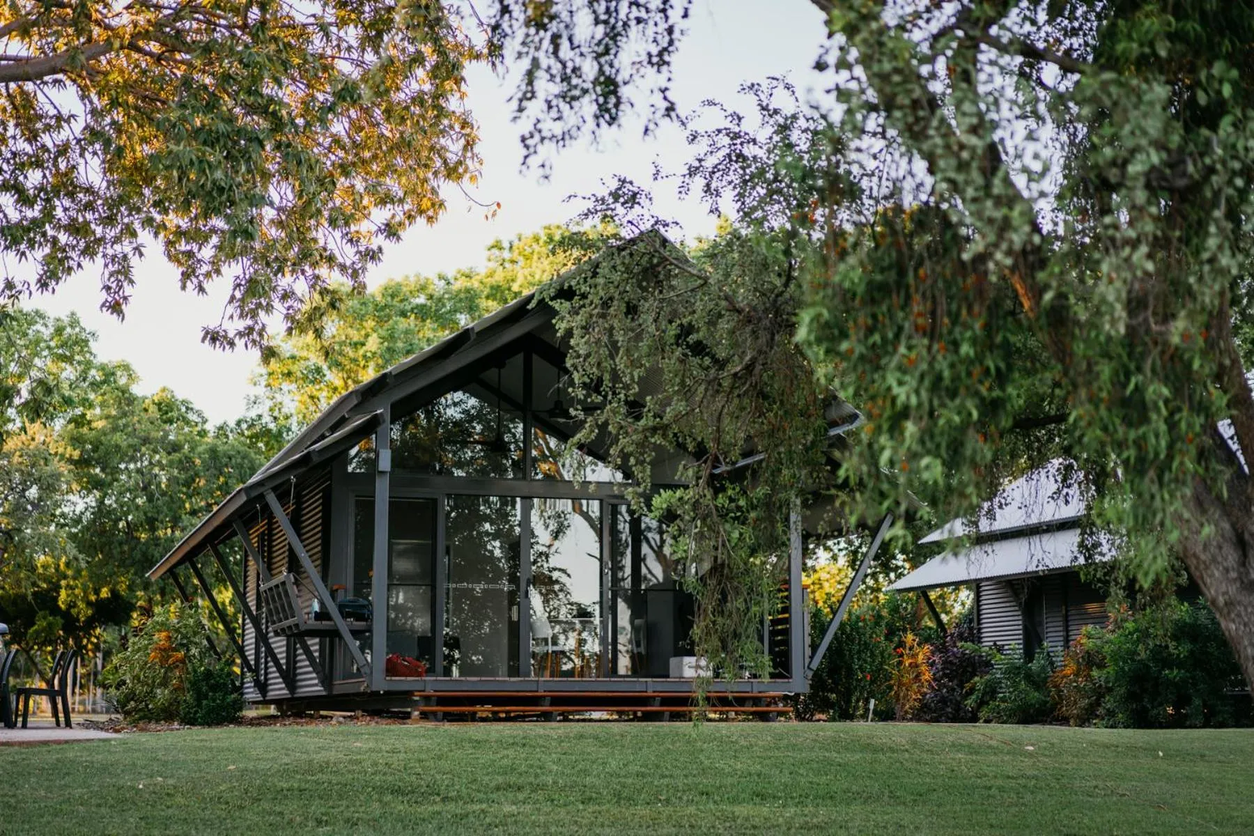 Property building in Kimberleyland Waterfront Holiday Park