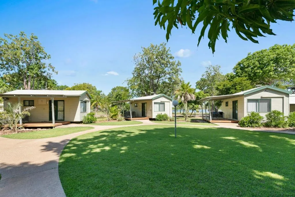 Property building in Kimberleyland Waterfront Holiday Park
