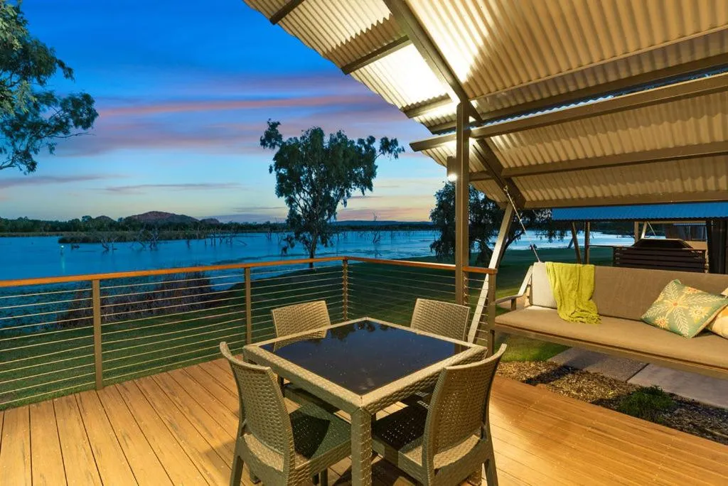 Patio in Kimberleyland Waterfront Holiday Park