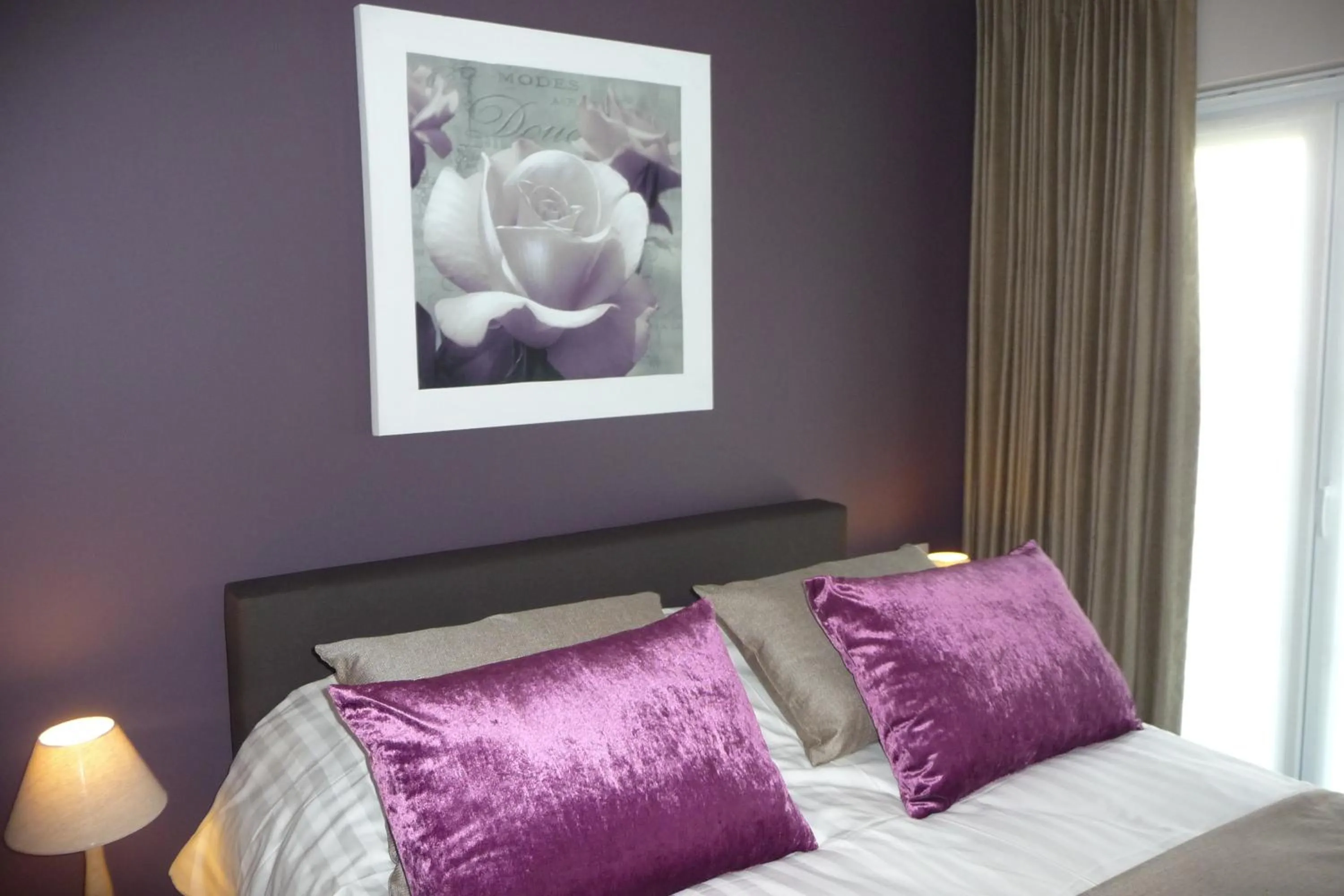 Bed in B&B Riche Terre