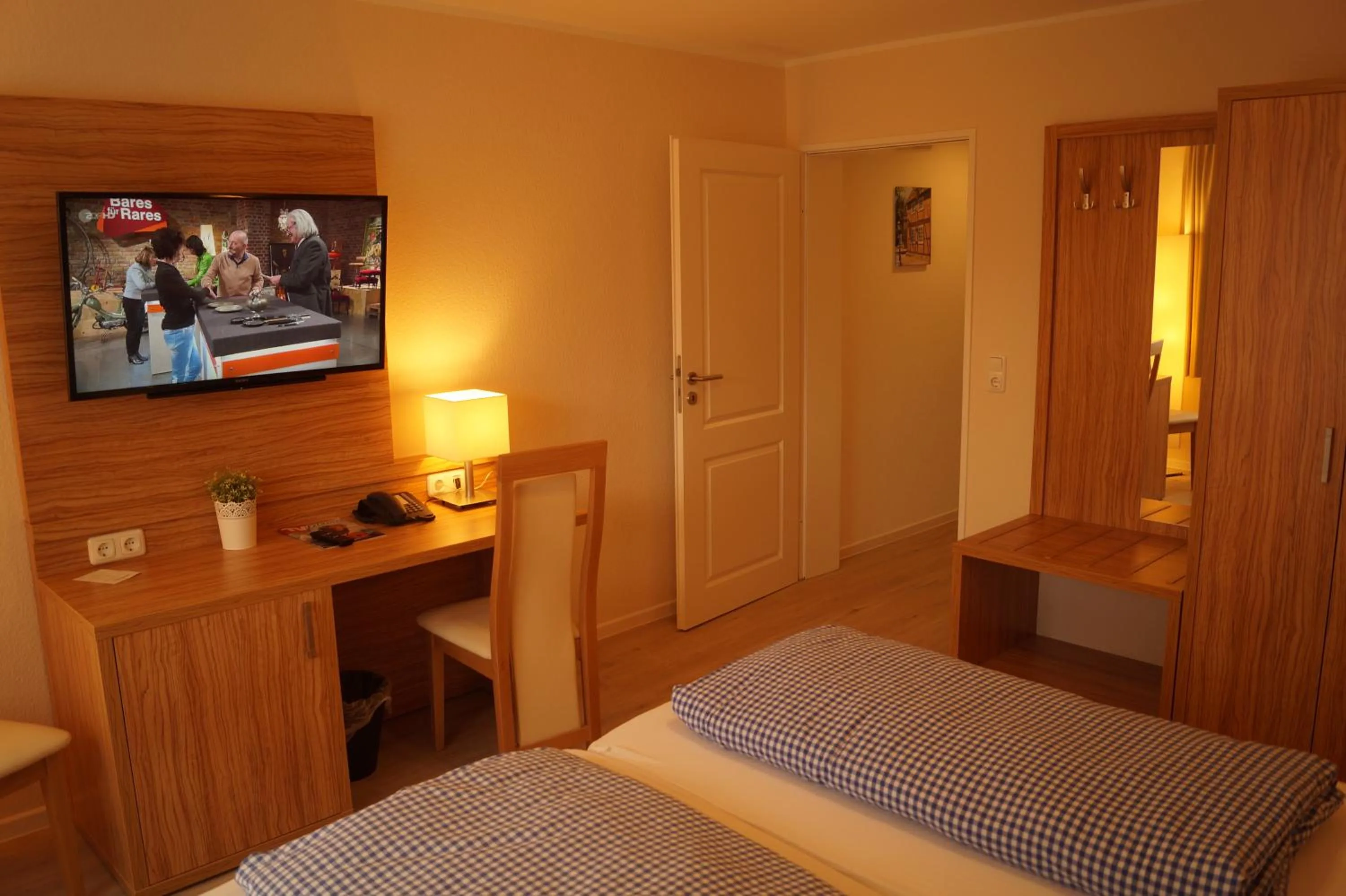 Photo of the whole room, Bed in Landhotel Klempau