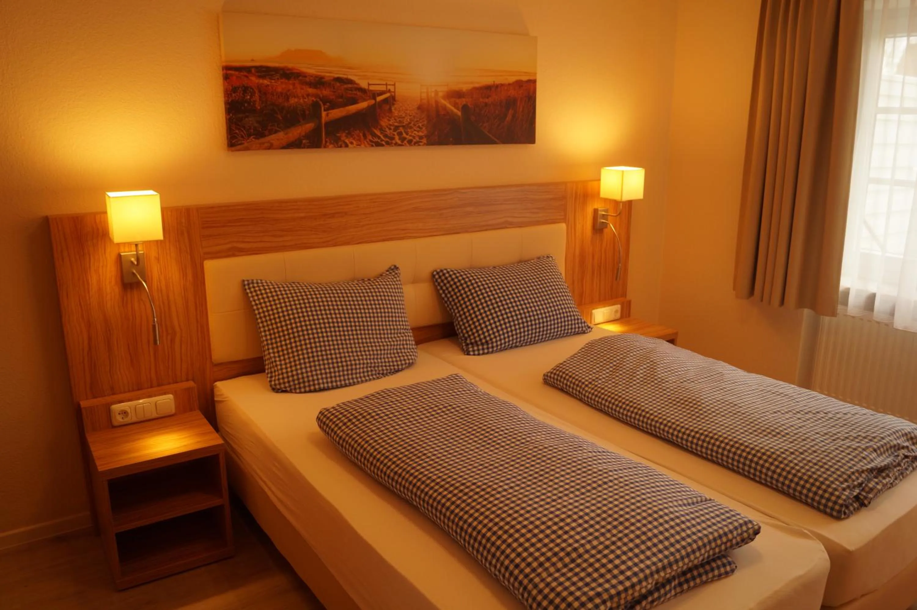 Photo of the whole room, Bed in Landhotel Klempau