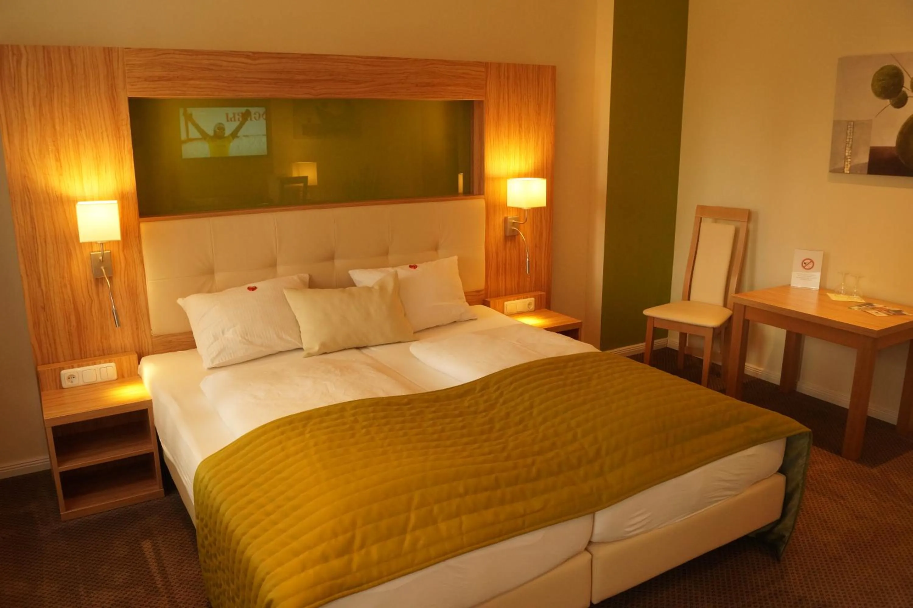 Photo of the whole room, Bed in Landhotel Klempau