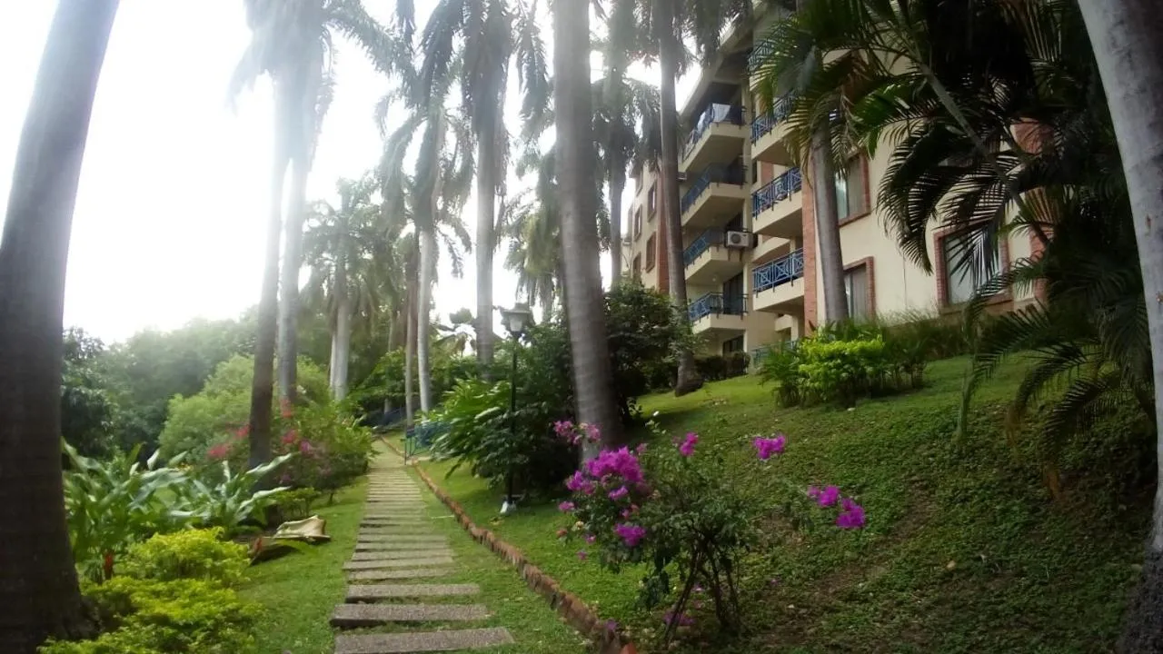 Garden in Condominio Girardot Resort