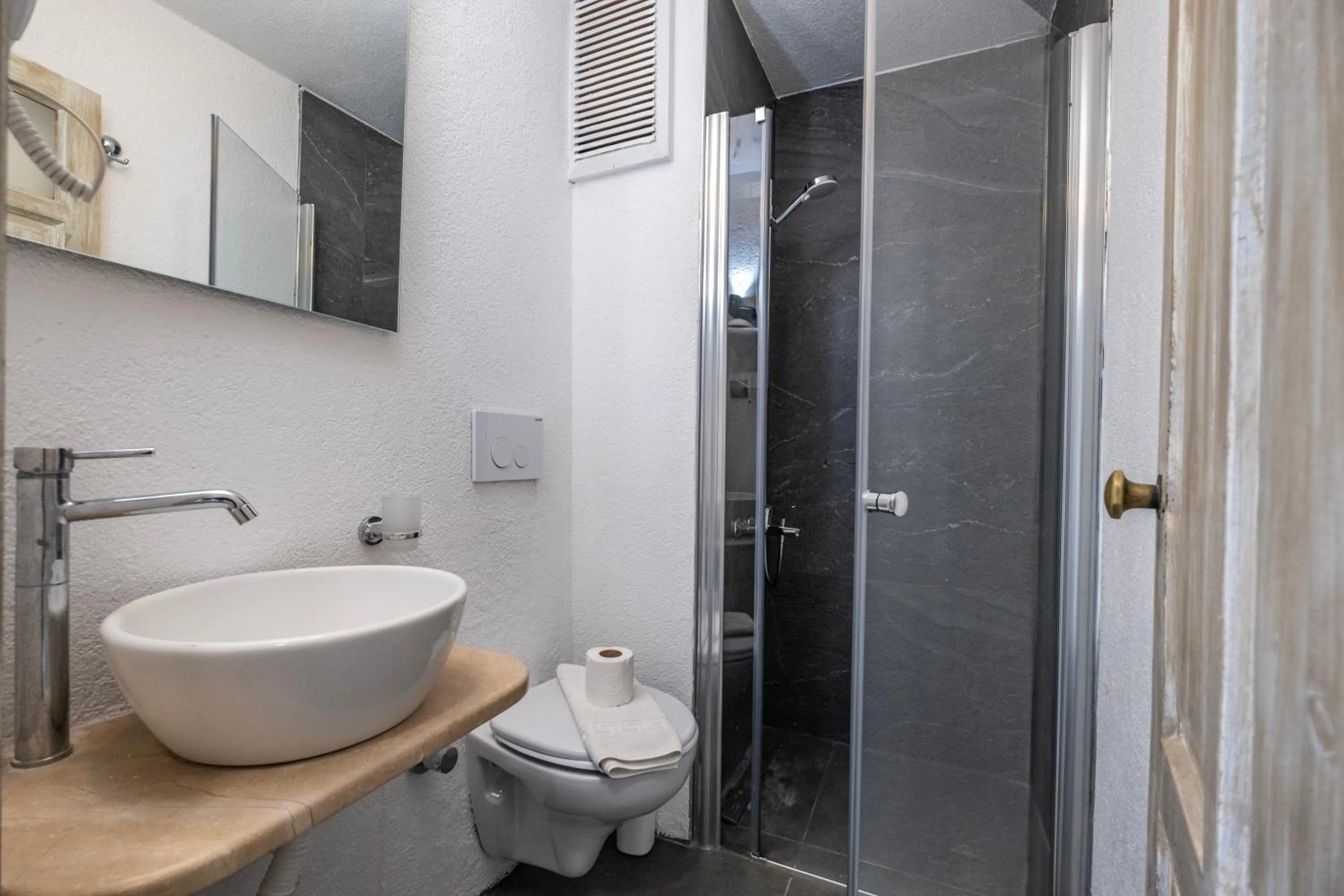 Shower in Costa Bodrum City