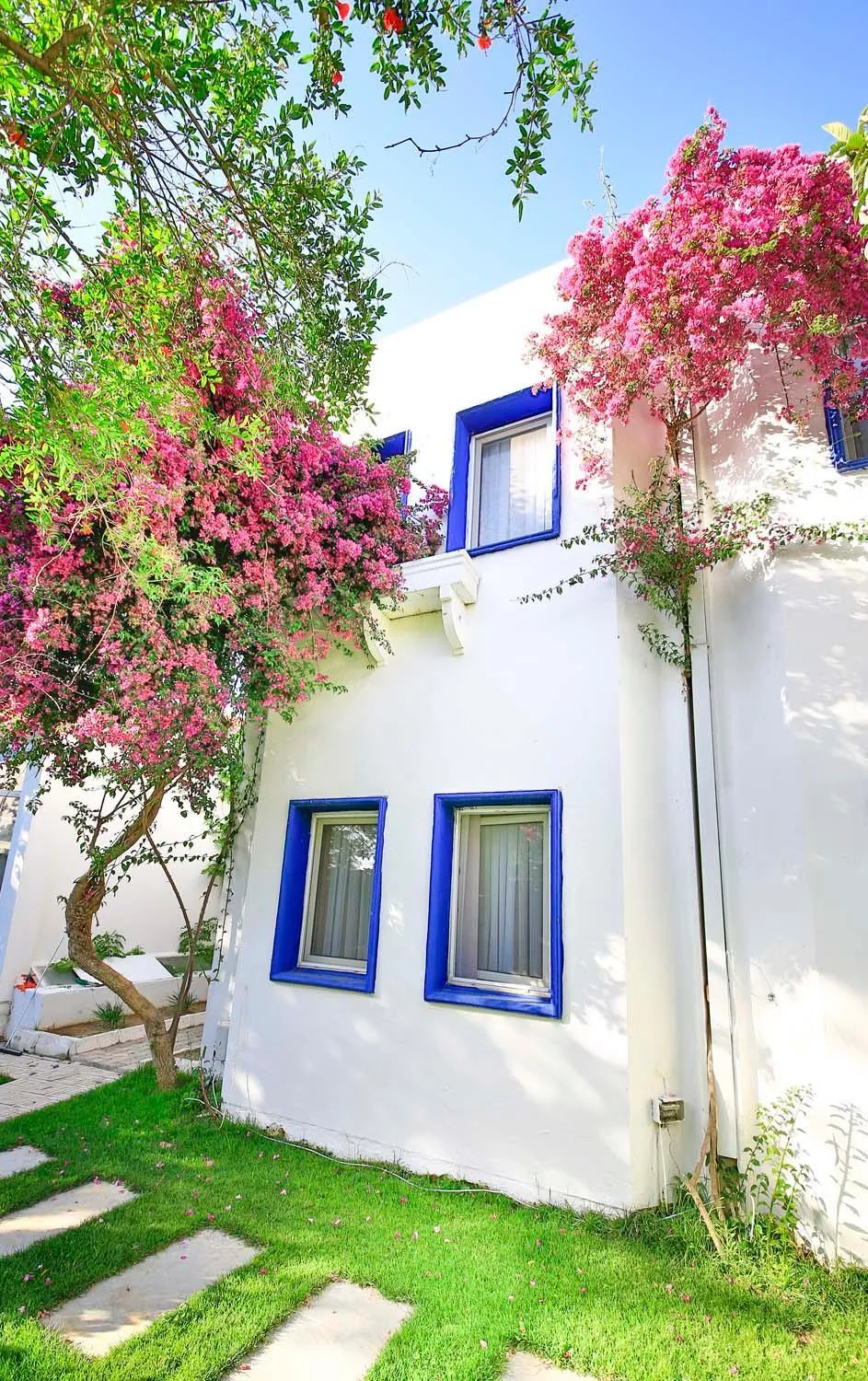 Property building in Costa Bodrum City