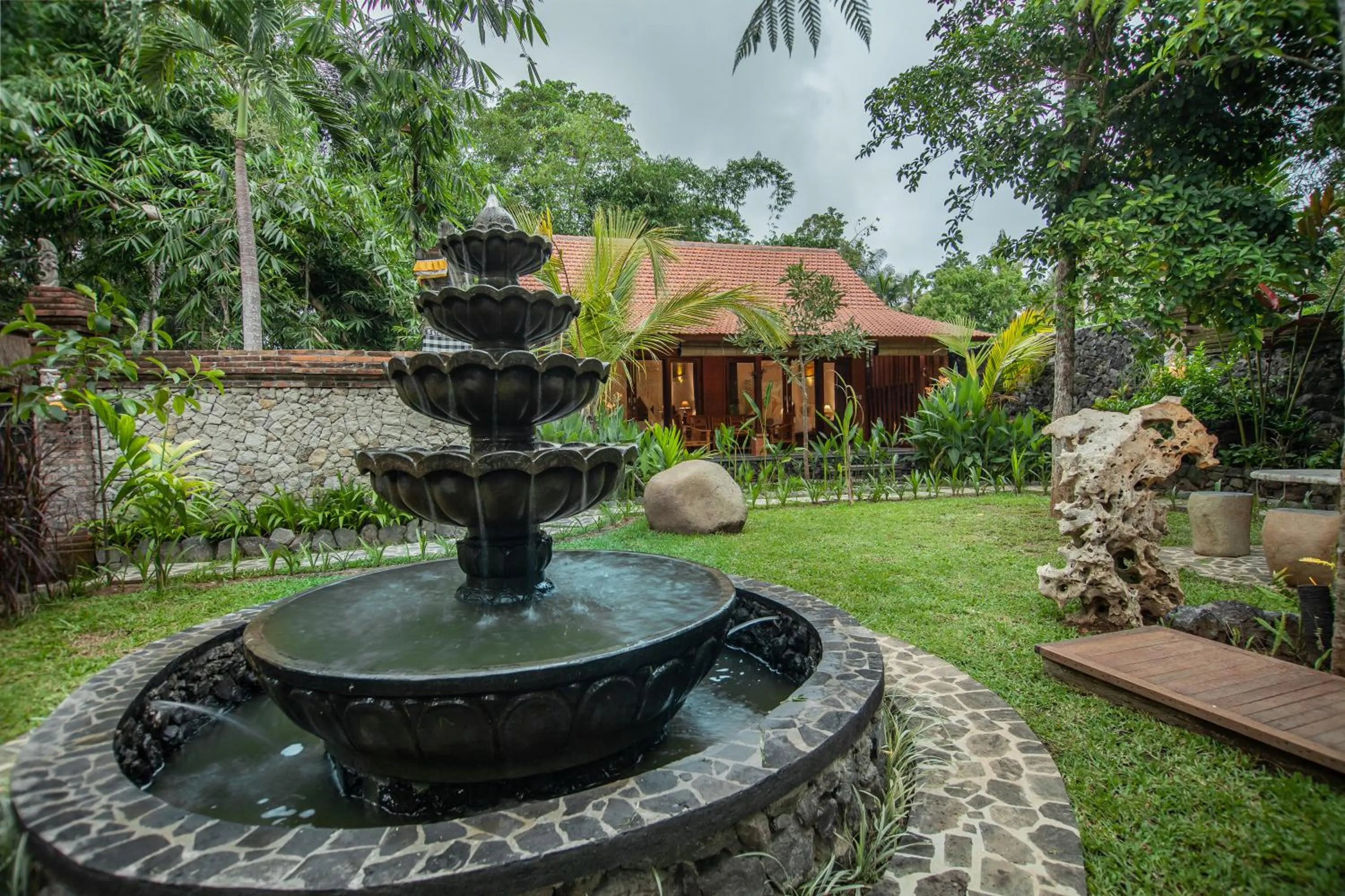 Garden in Jero Sebali Villa by Travellink Bali