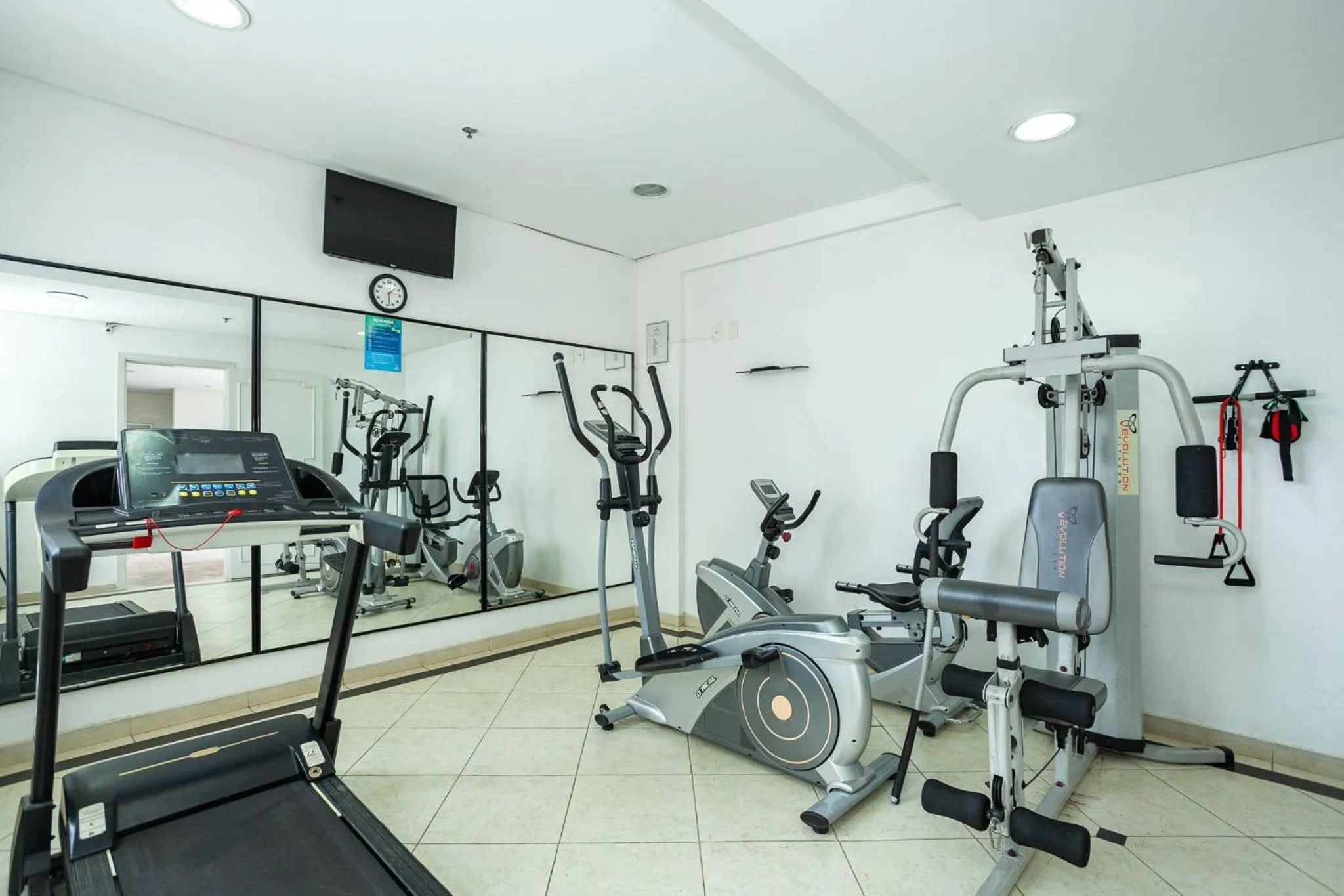 Fitness centre/facilities in Travel Inn Flats Jundiaí