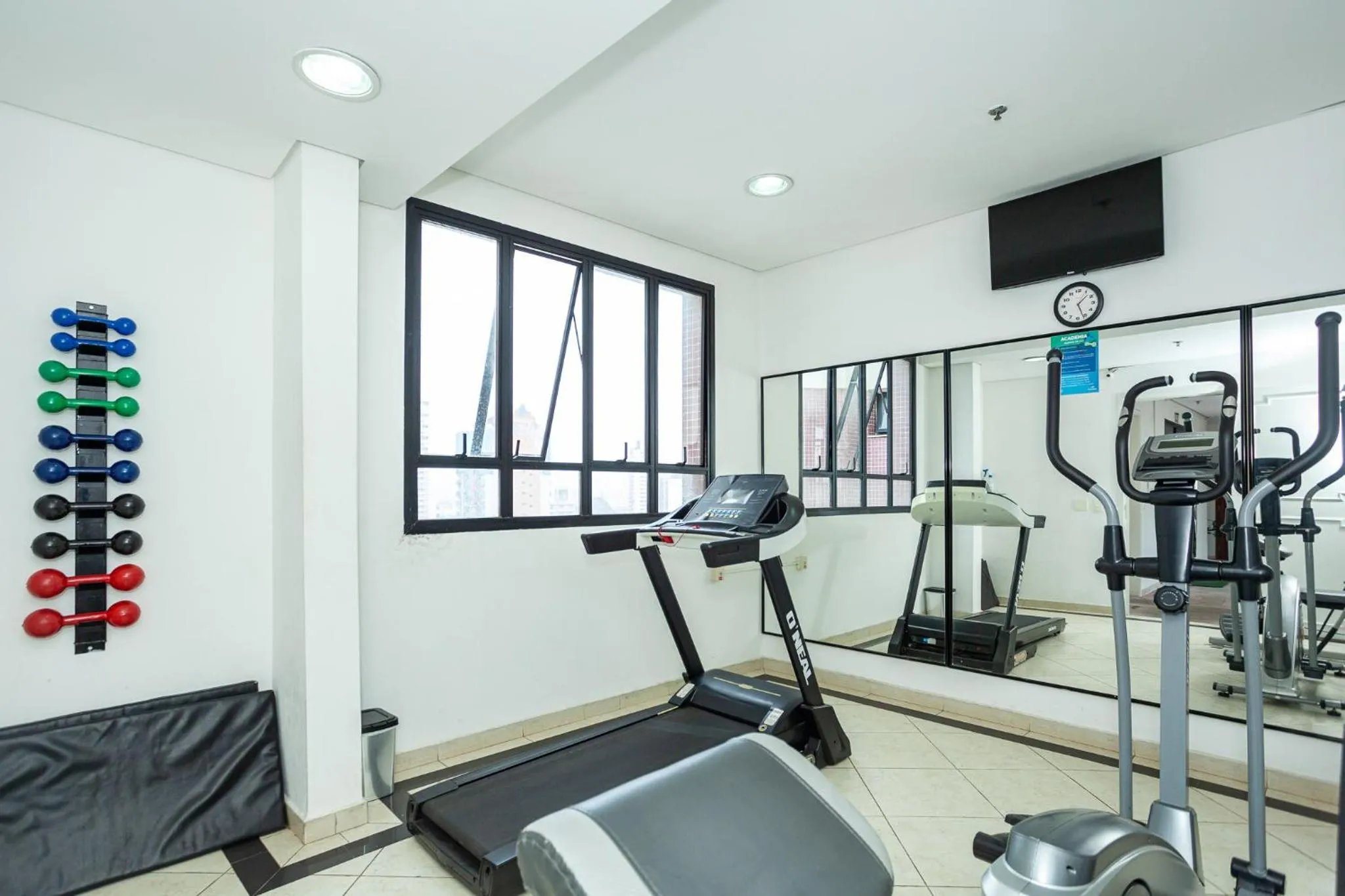 Fitness centre/facilities in Travel Inn Flats Jundiaí
