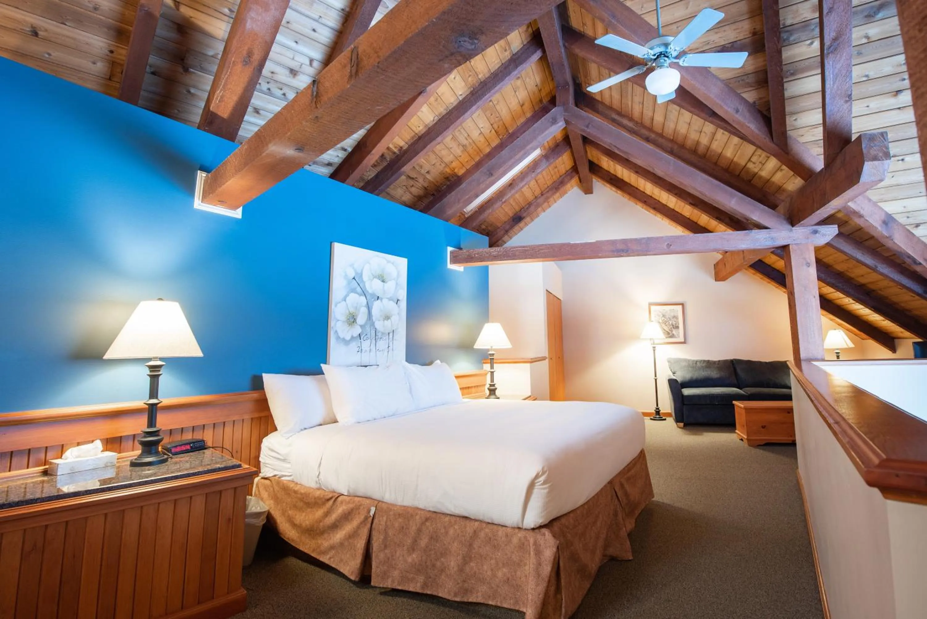 Bed in Painter's Lodge, Trademark Collection by Wyndham