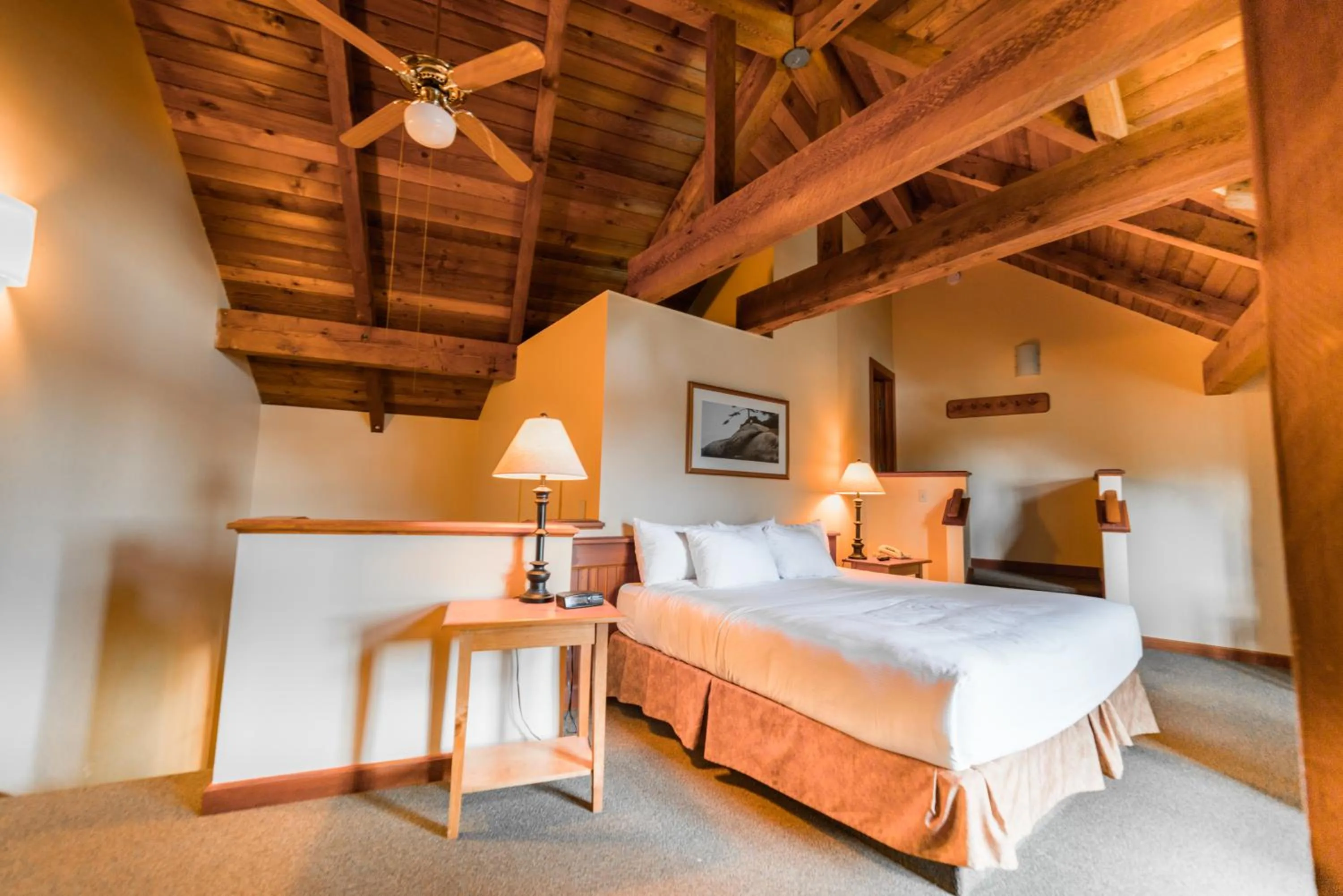 Photo of the whole room in Painter's Lodge, Trademark Collection by Wyndham