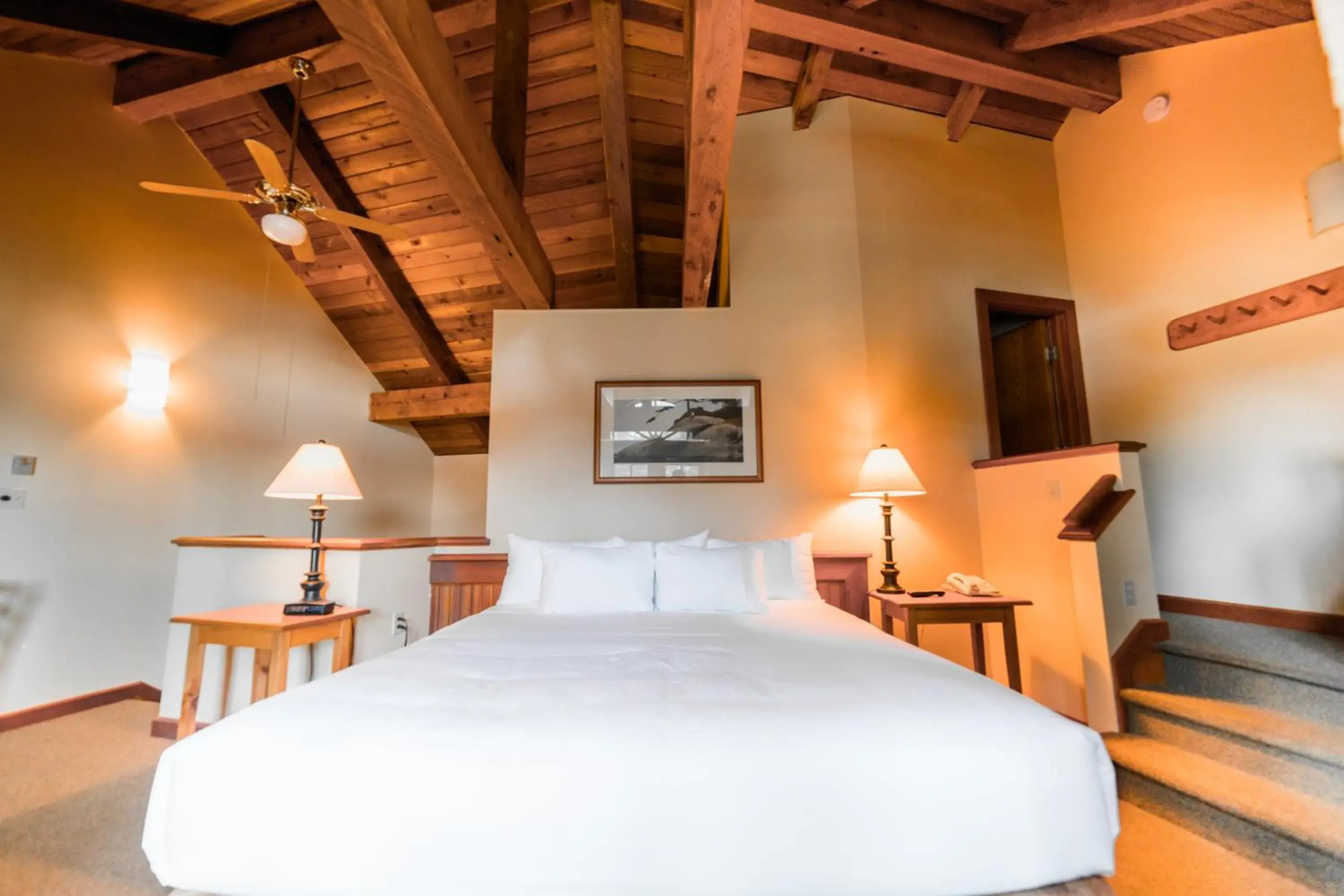 King Loft with Garden View - Non-Smoking in Painter's Lodge, Trademark Collection by Wyndham King Loft with Garden View - Non-Smoking in Painter's Lodge, Trademark Collection by Wyndham