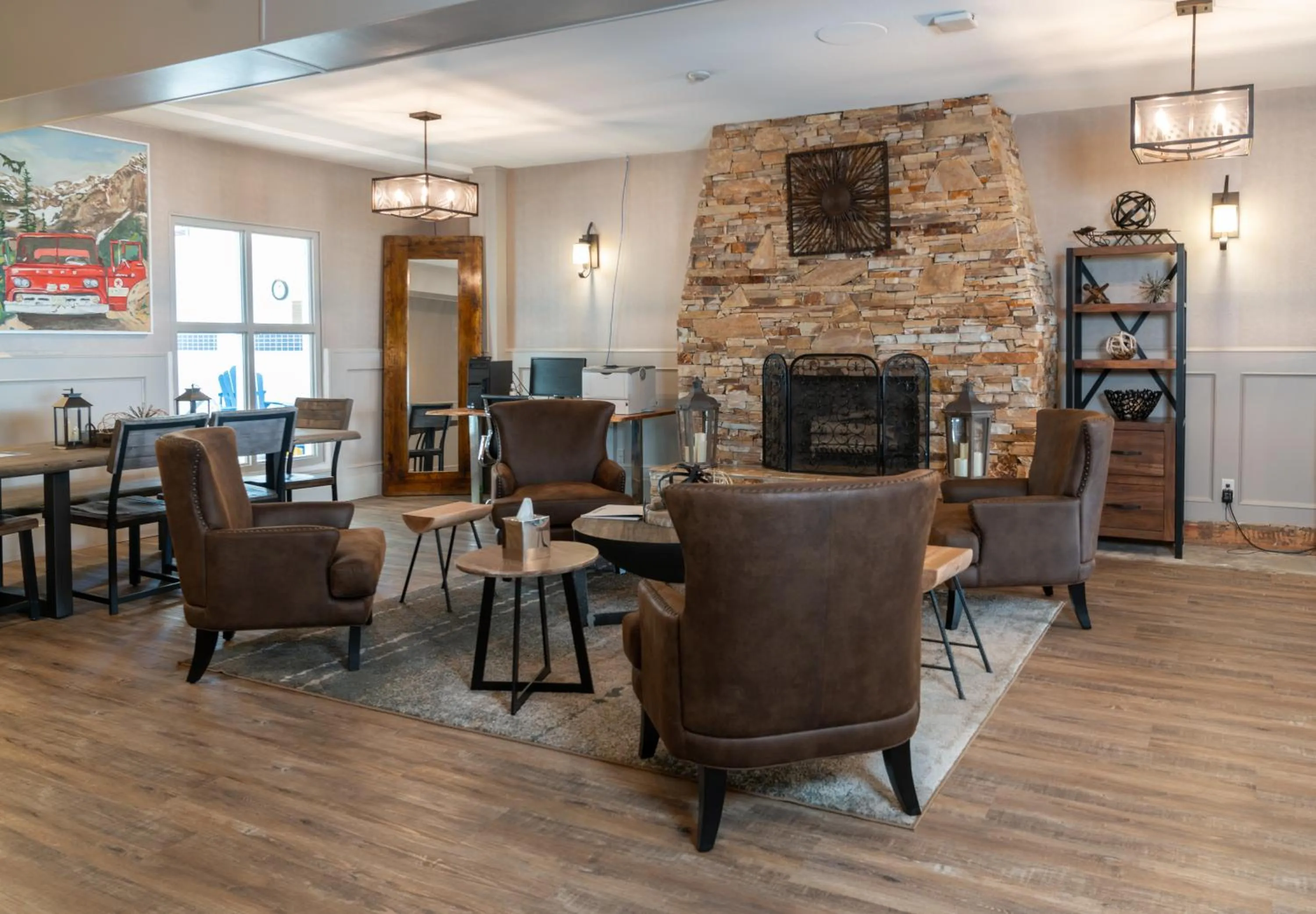 Lobby or reception in Prestige Inn Golden