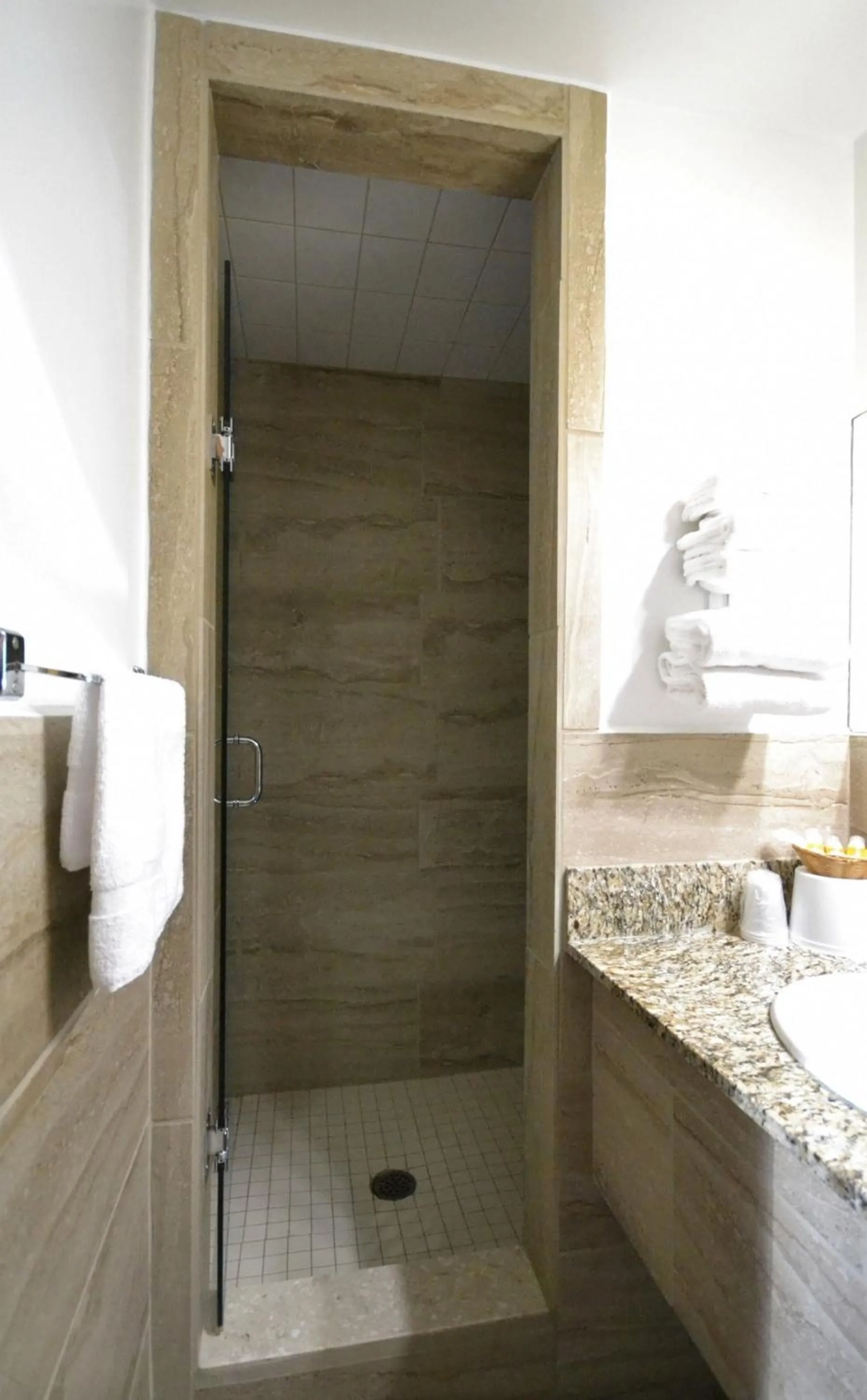 Bathroom in Newmarket Inn