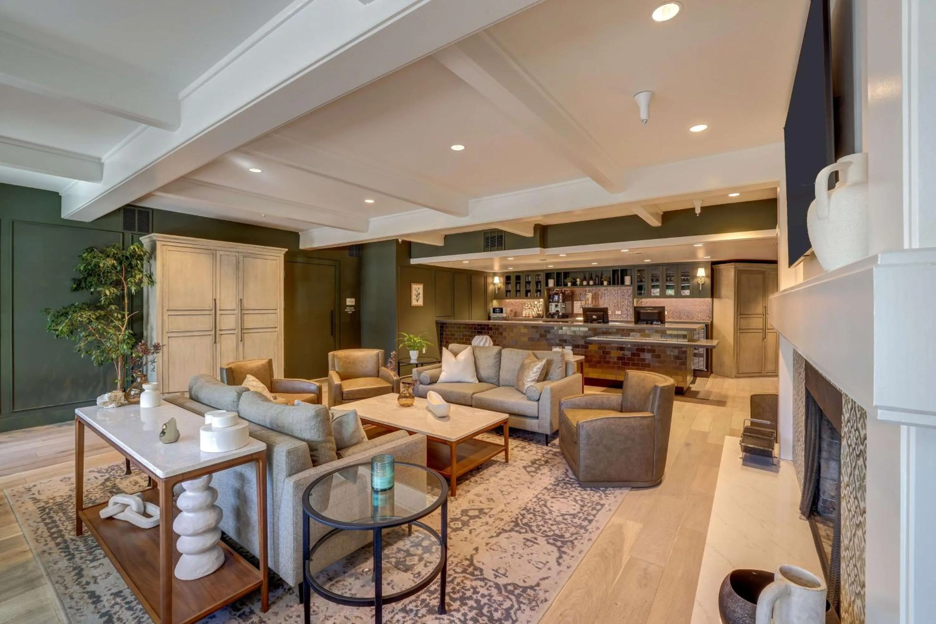 Lobby or reception in Best Western Sonoma Valley Inn & Krug Event Center