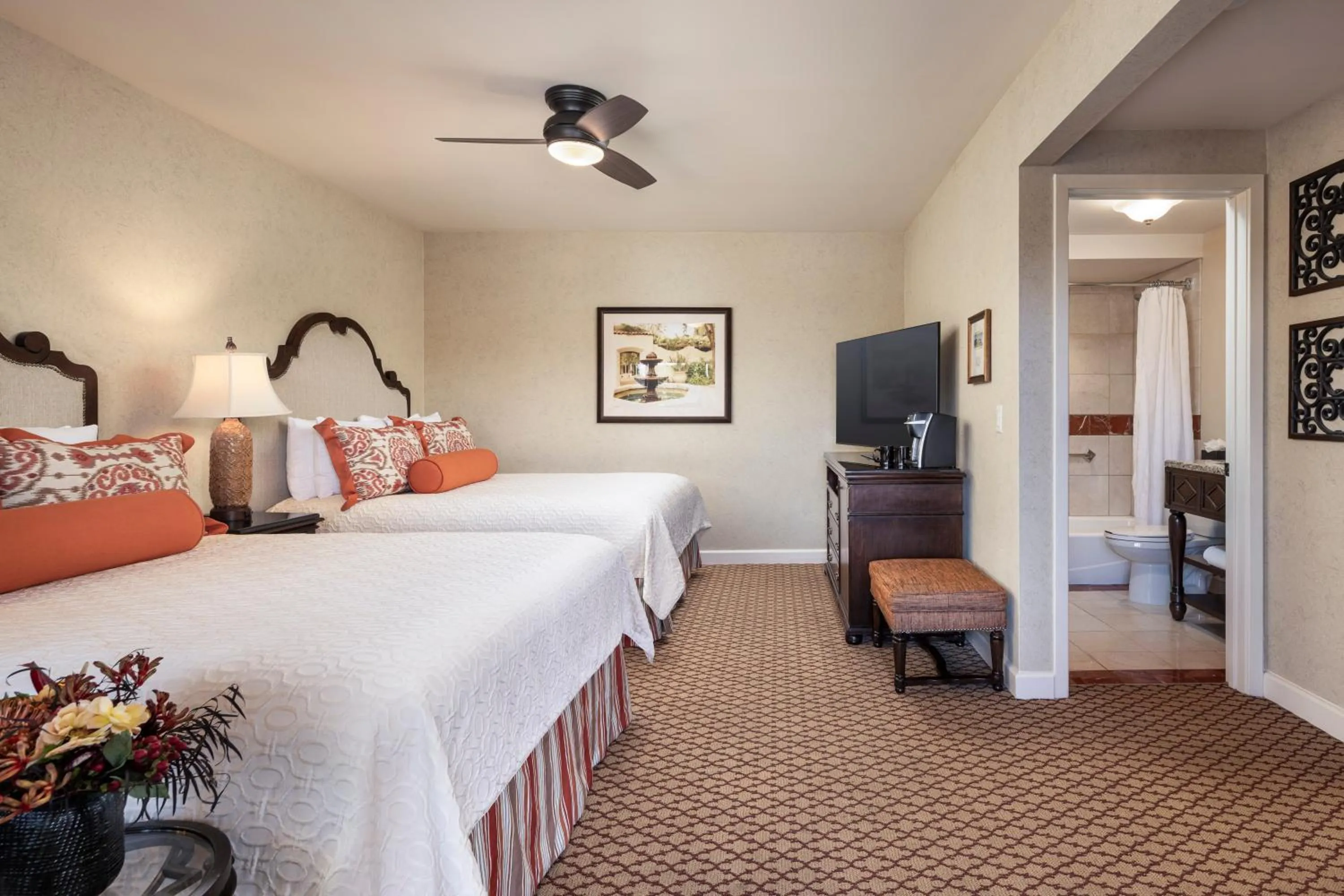 Bed in Casa Munras Garden Hotel & Spa