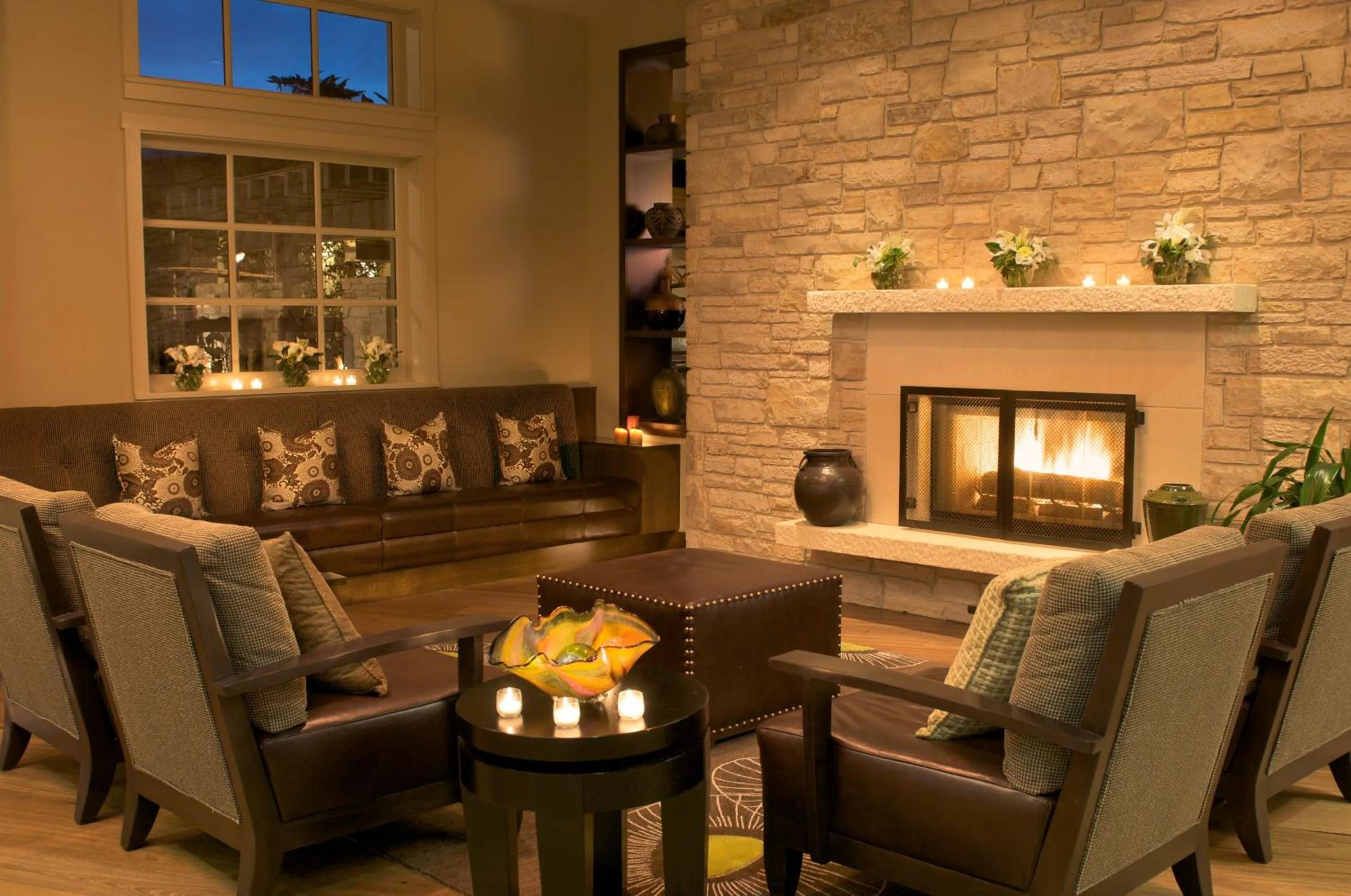 Lobby or reception in Casa Munras Garden Hotel & Spa