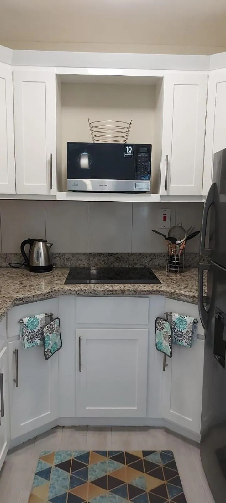 Kitchen or kitchenette in Almond Grove at Sand Castle