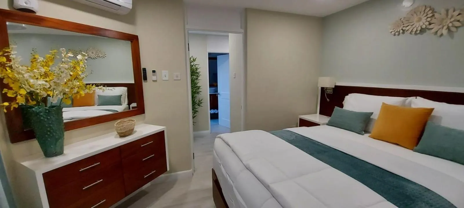 Bedroom, Bed in Almond Grove at Sand Castle