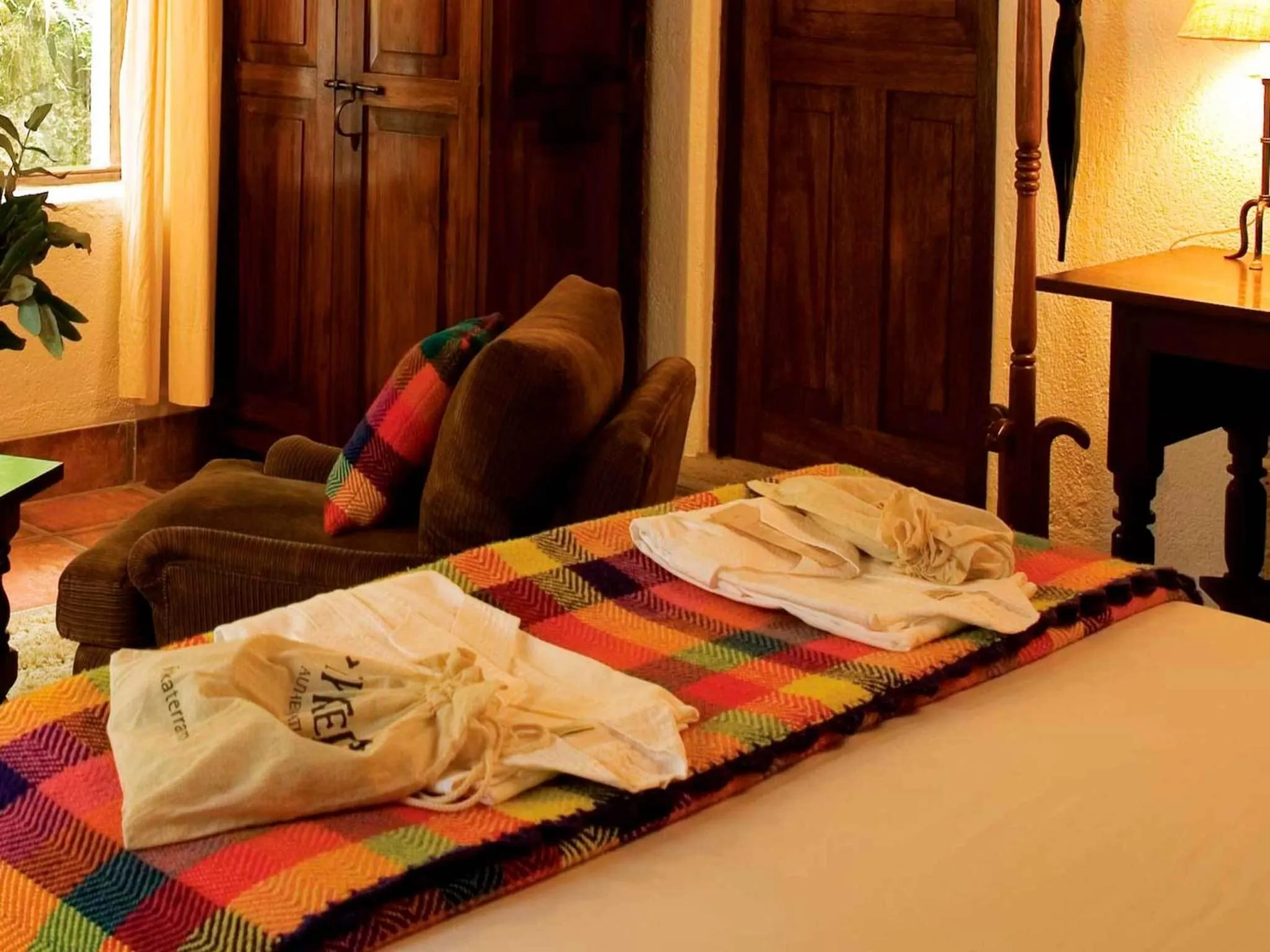 Bed in Inkaterra Machu Picchu Pueblo Hotel