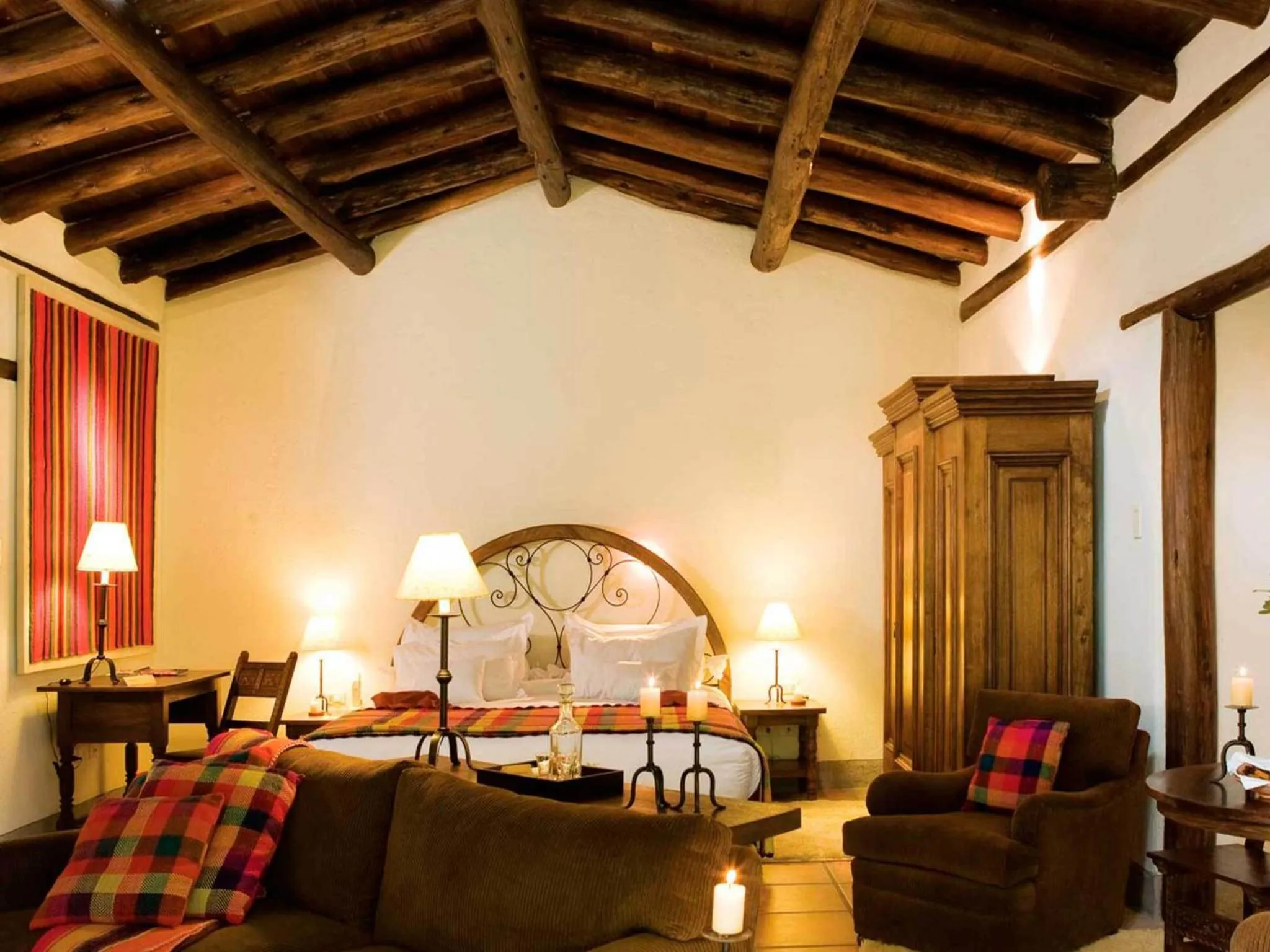 Bed in Inkaterra Machu Picchu Pueblo Hotel