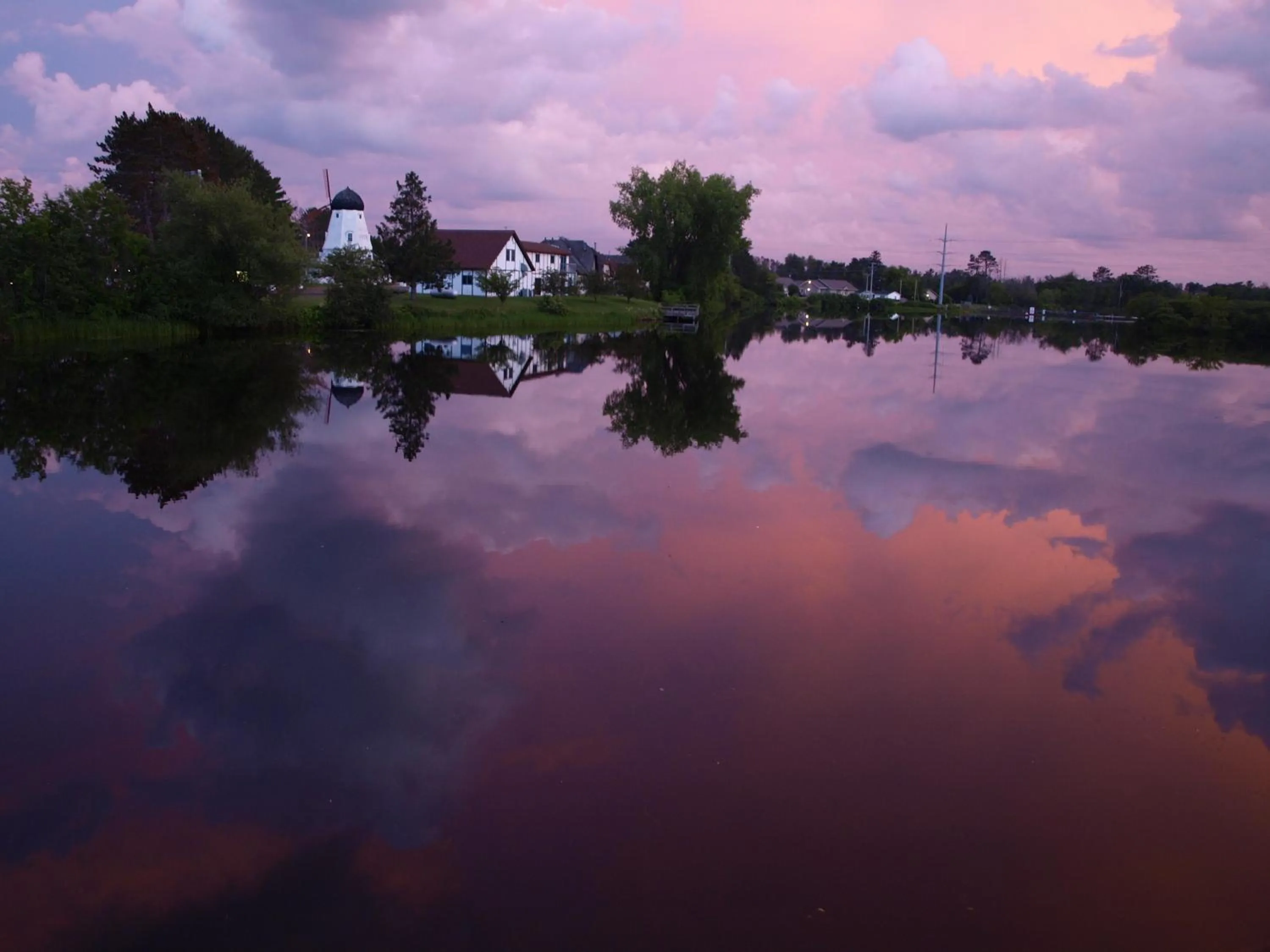 Area and facilities in Riverside Motel