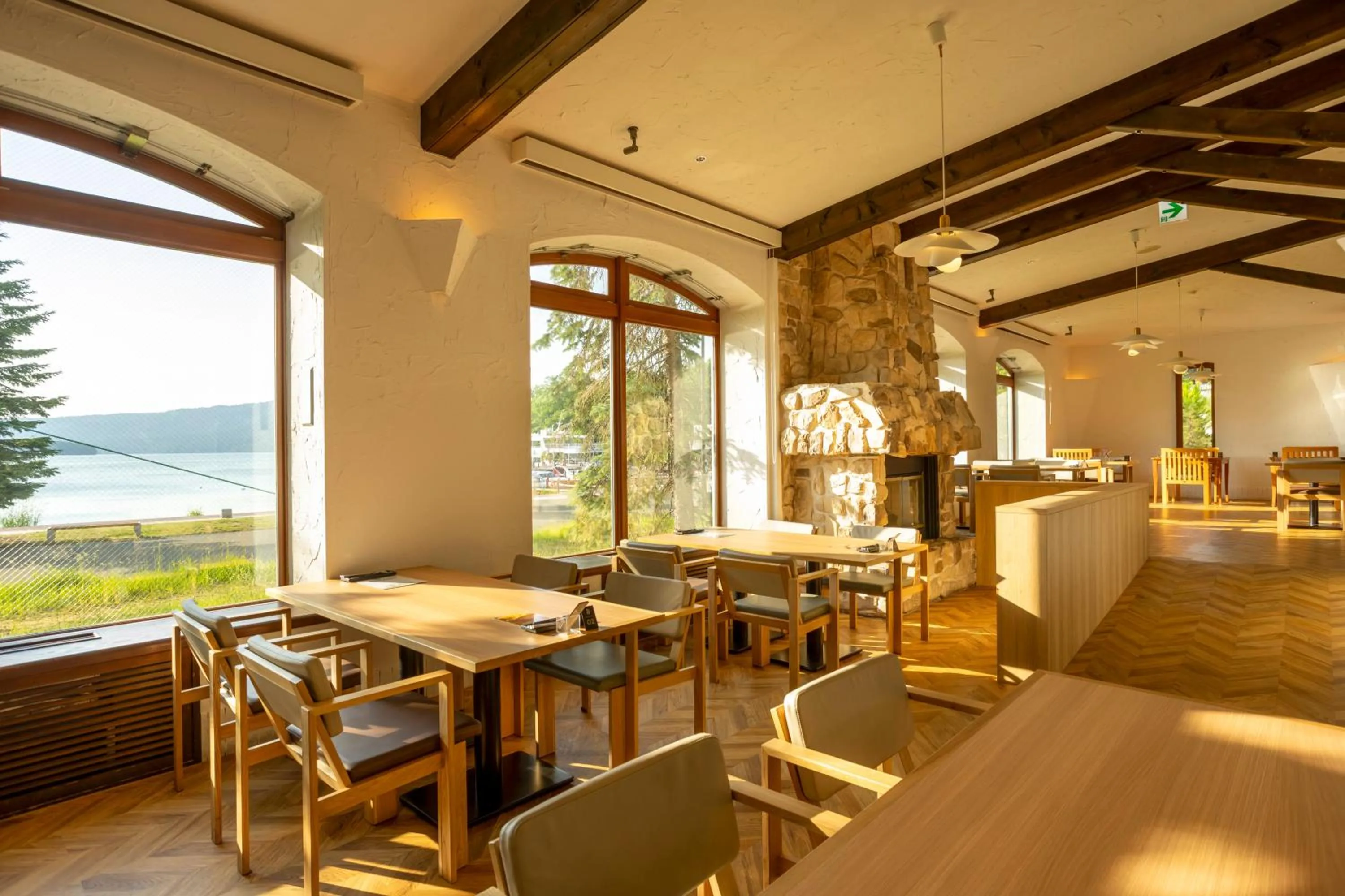 Restaurant/places to eat in THE FOREST AKAN Tsuruga Resort