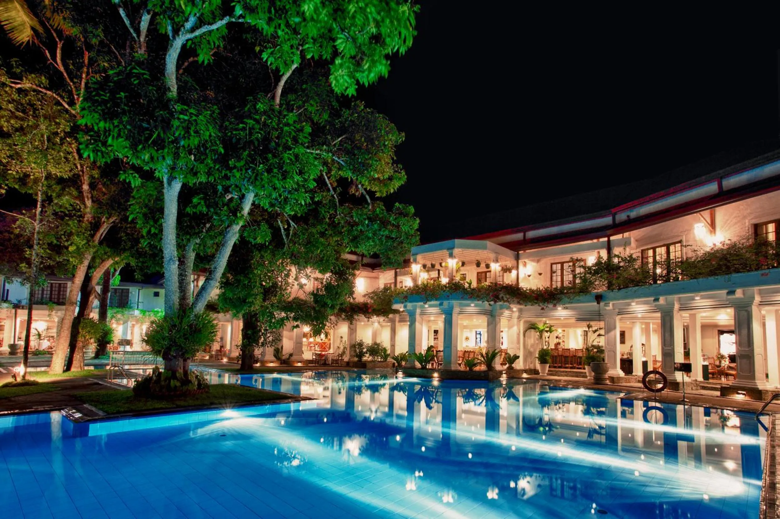 Decorative detail in Mahaweli Reach Hotel