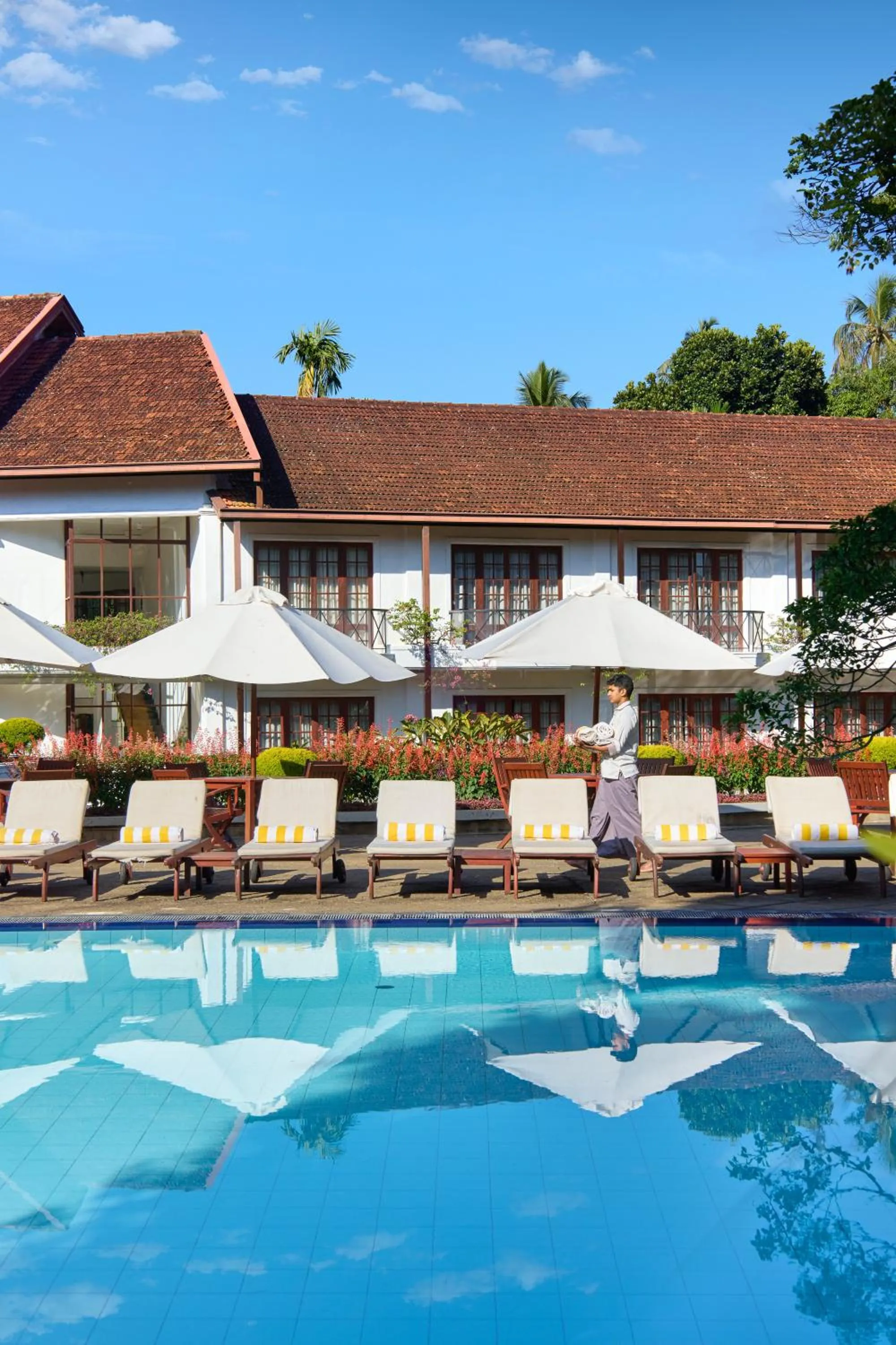 Pool view in Mahaweli Reach Hotel