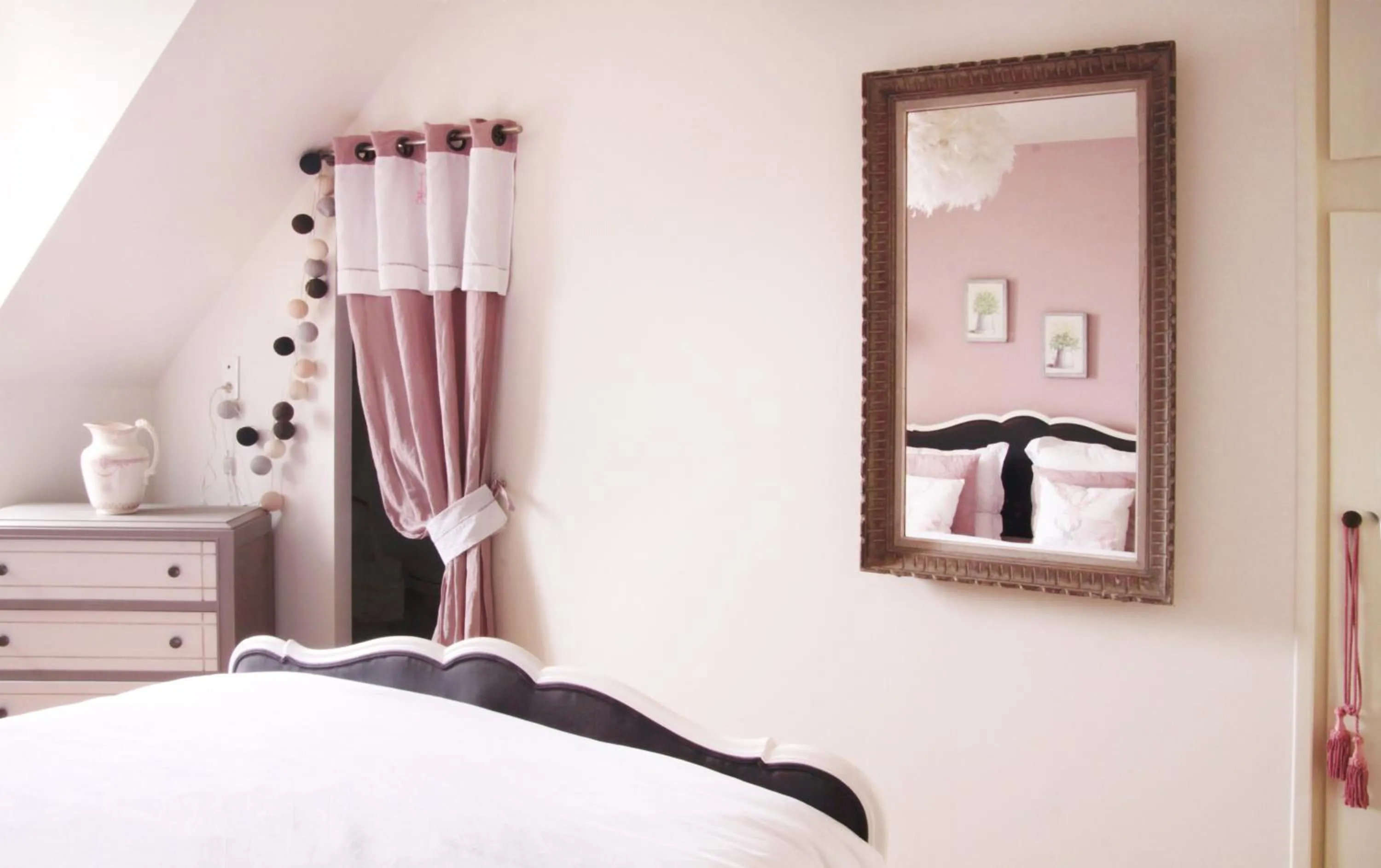 Photo of the whole room, Bed in Il était une fois à l'Ouest "Lamballe-Armor"