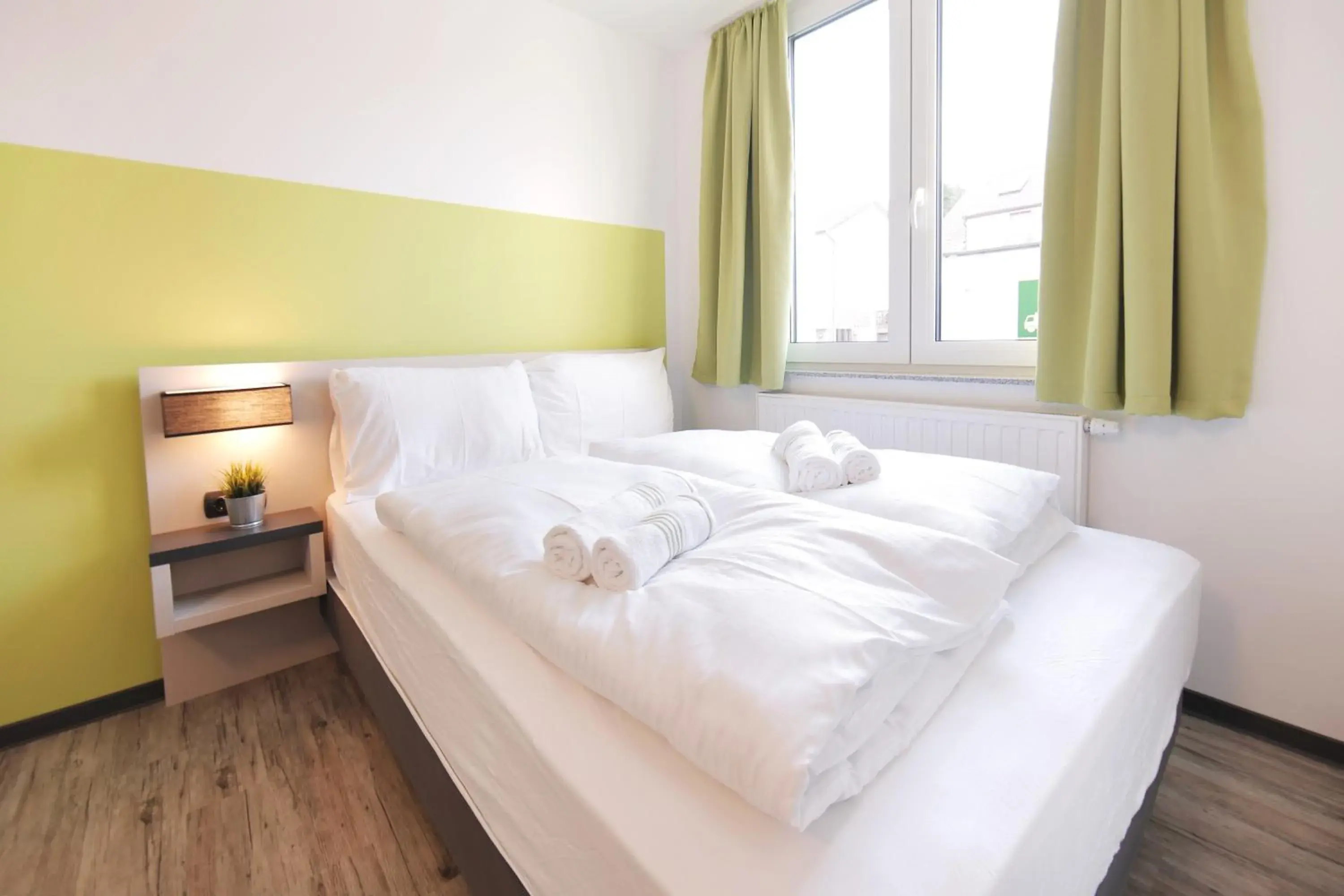 Budget Double Room in bestprice Hotel Eschweiler Budget Double Room in bestprice Hotel Eschweiler