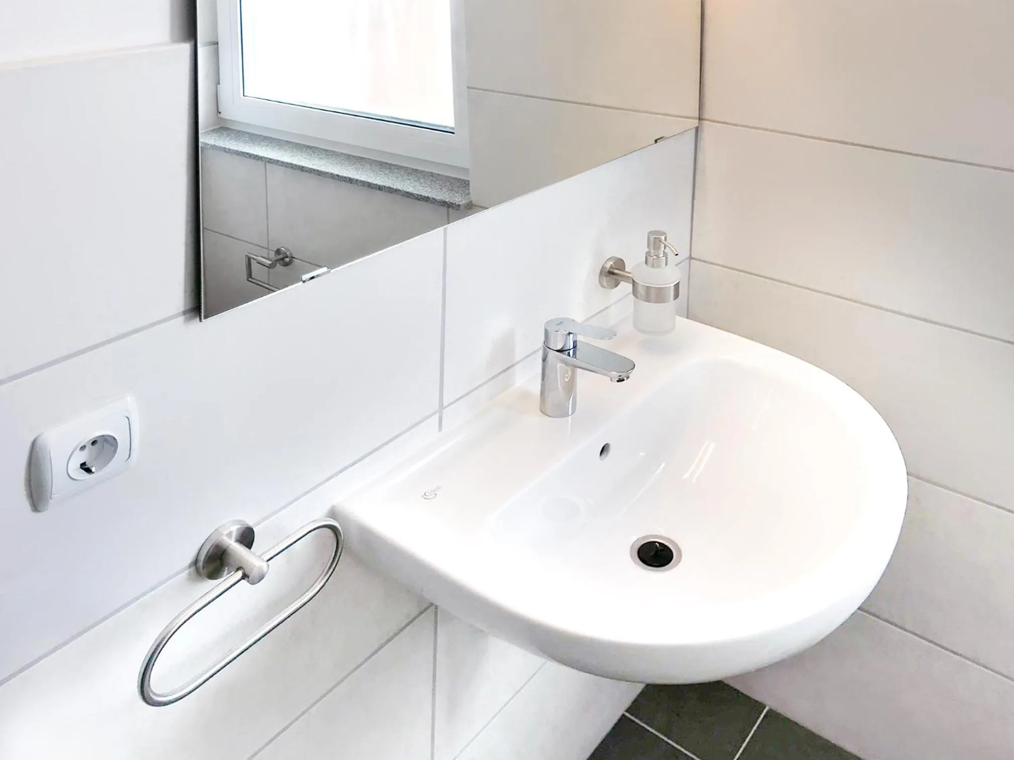 Bathroom in bestprice Hotel Eschweiler