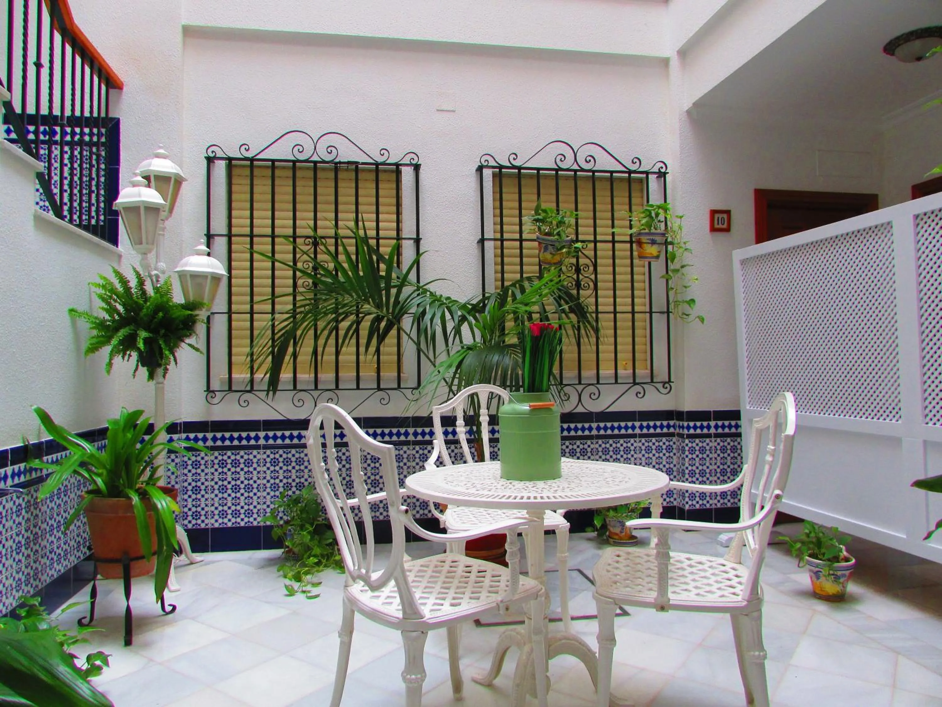 Patio in Hotel Mairena