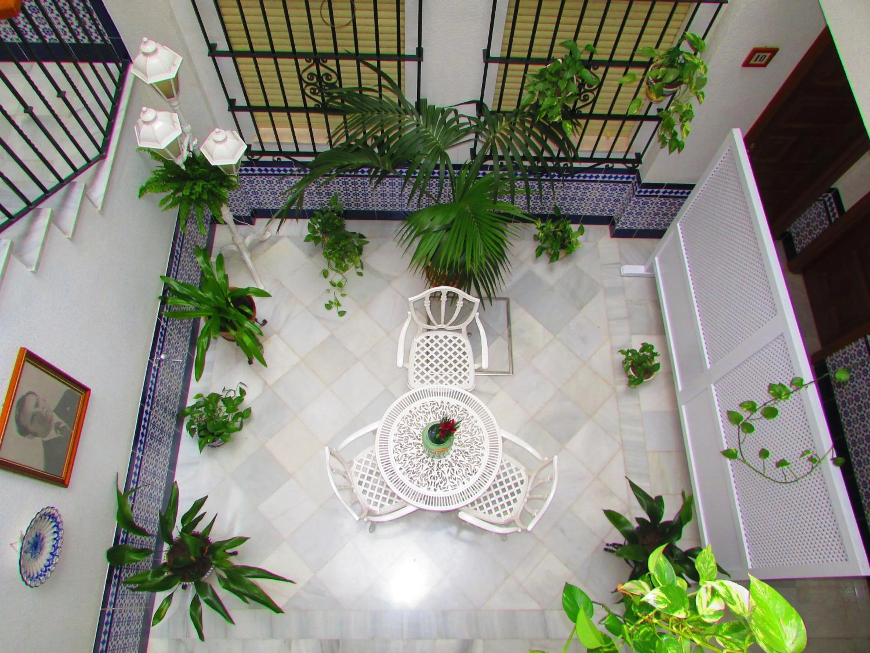 Patio in Hotel Mairena