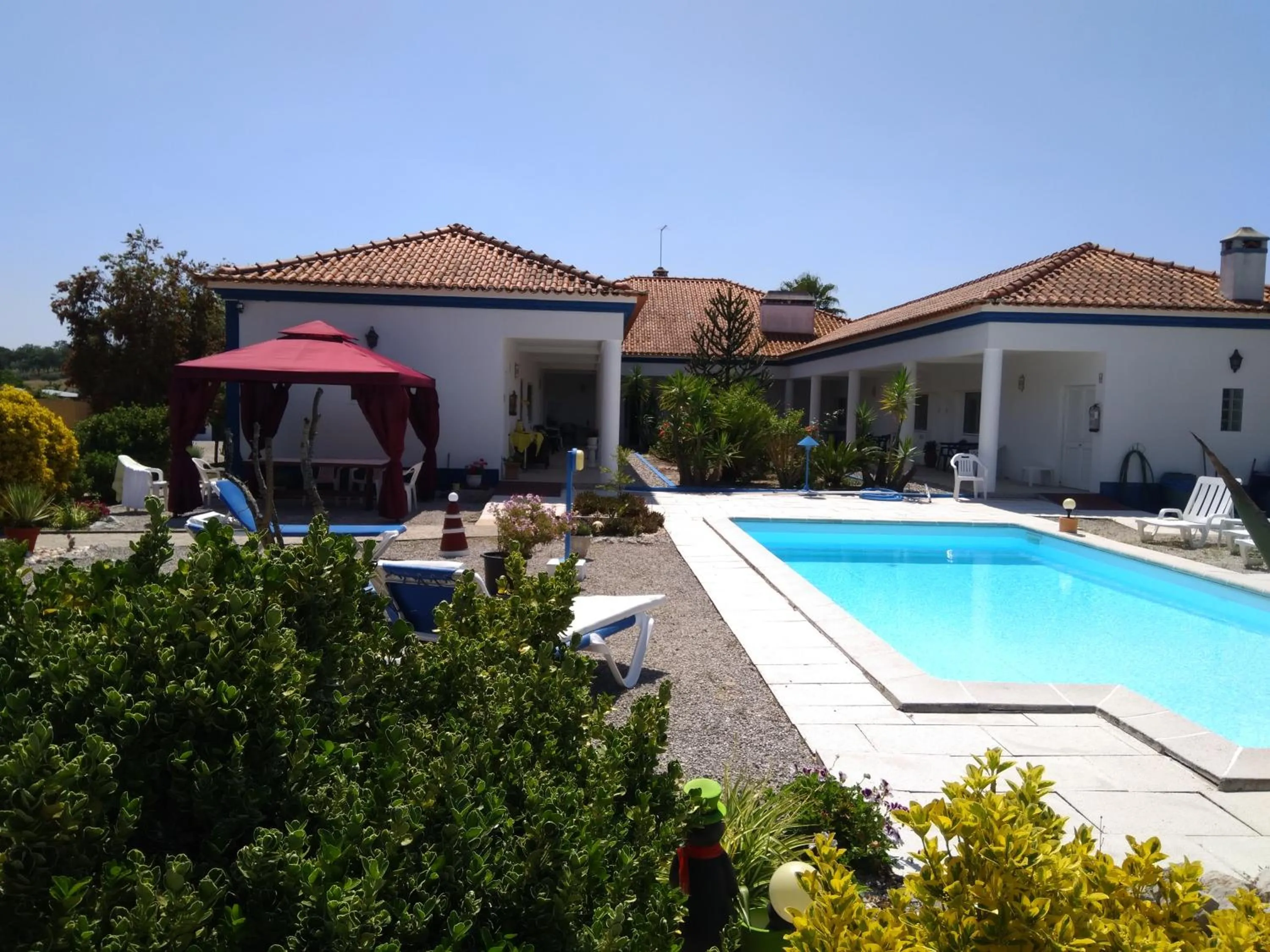 Pool view in Casa Zanzibar Hotel
