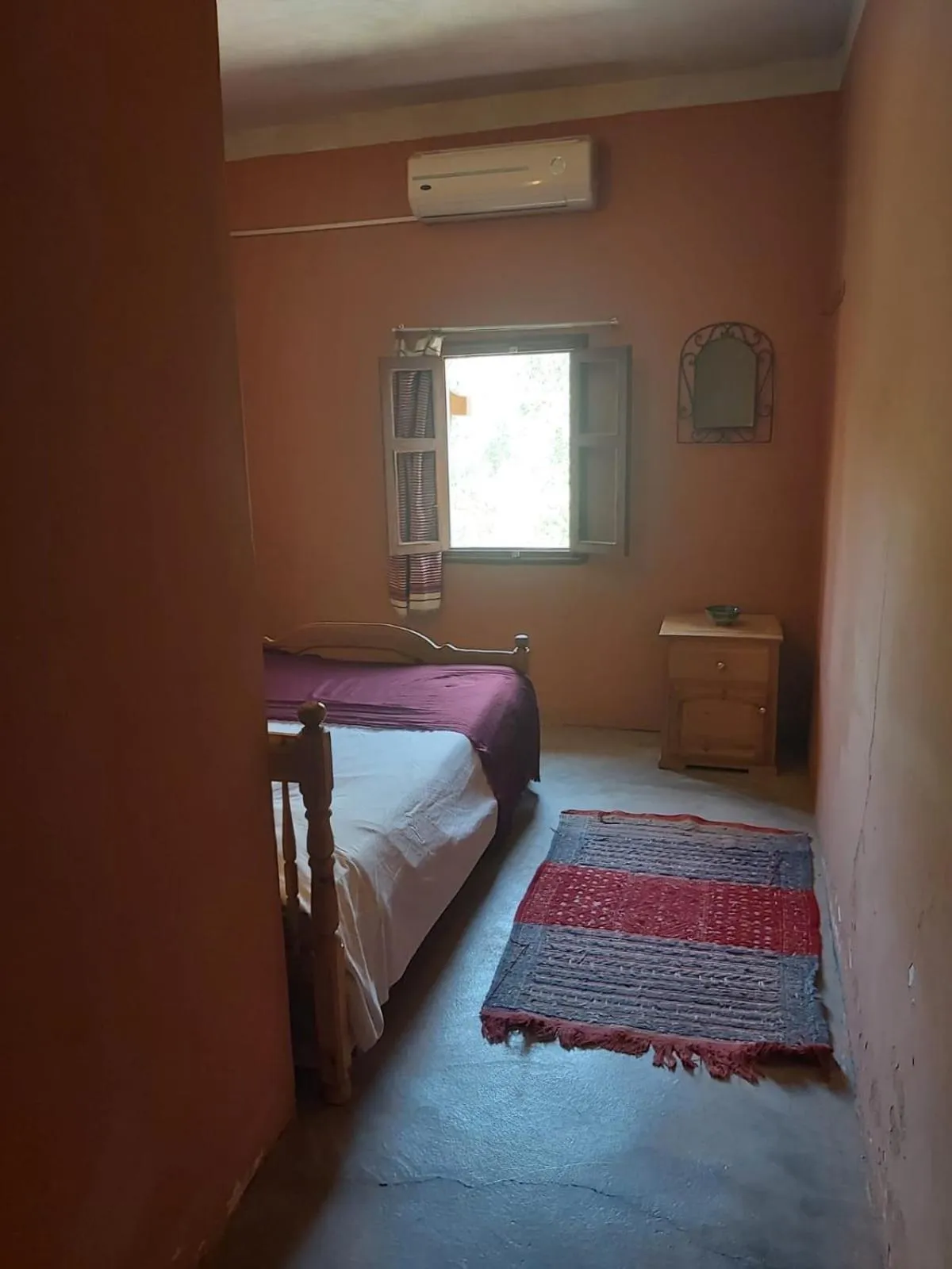 Bed in kasbah Ait arbi